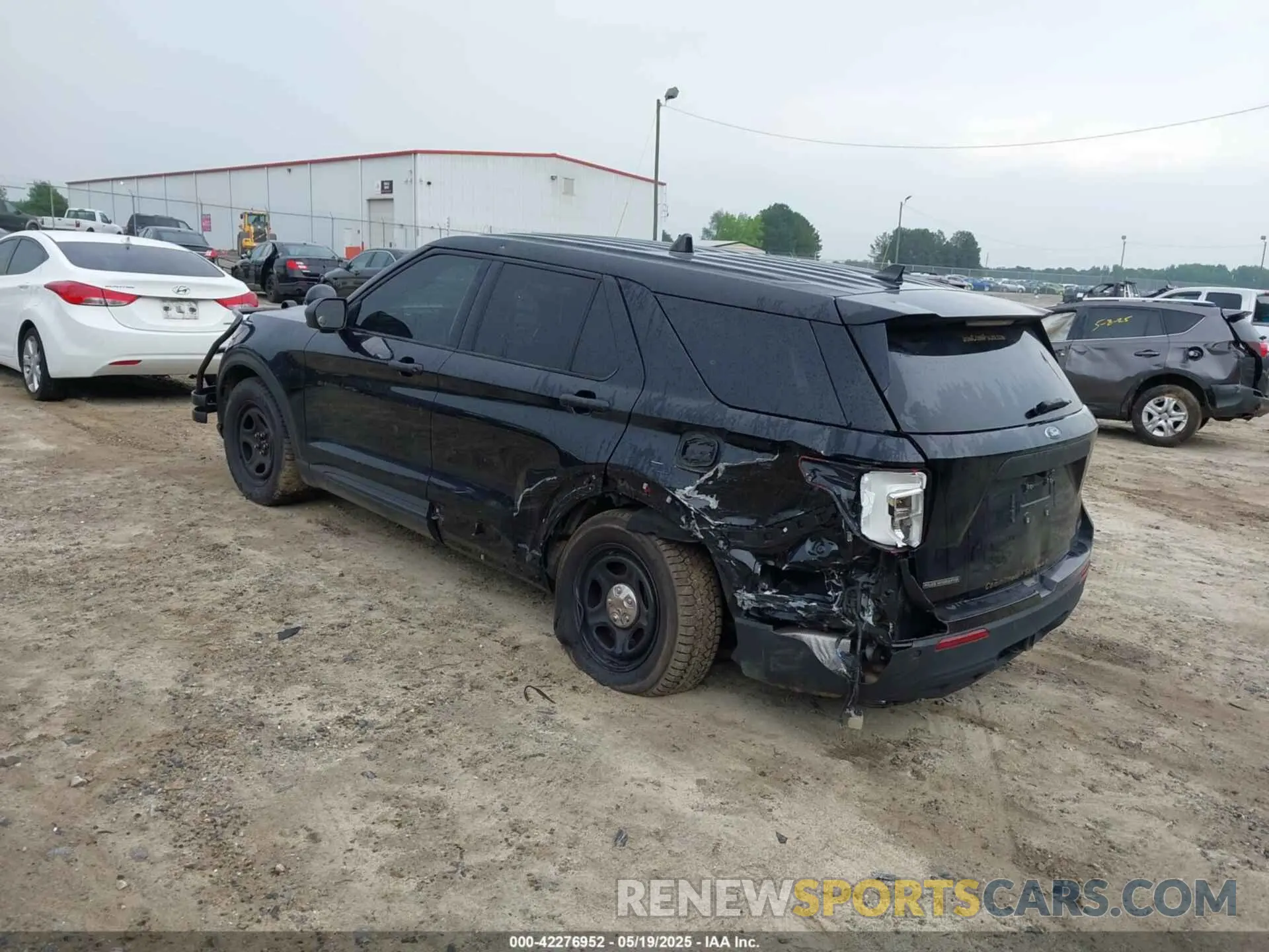 3 Photograph of a damaged car 1FM5K8AB6MGB98879 FORD POLICE INTERCEPTOR 2021