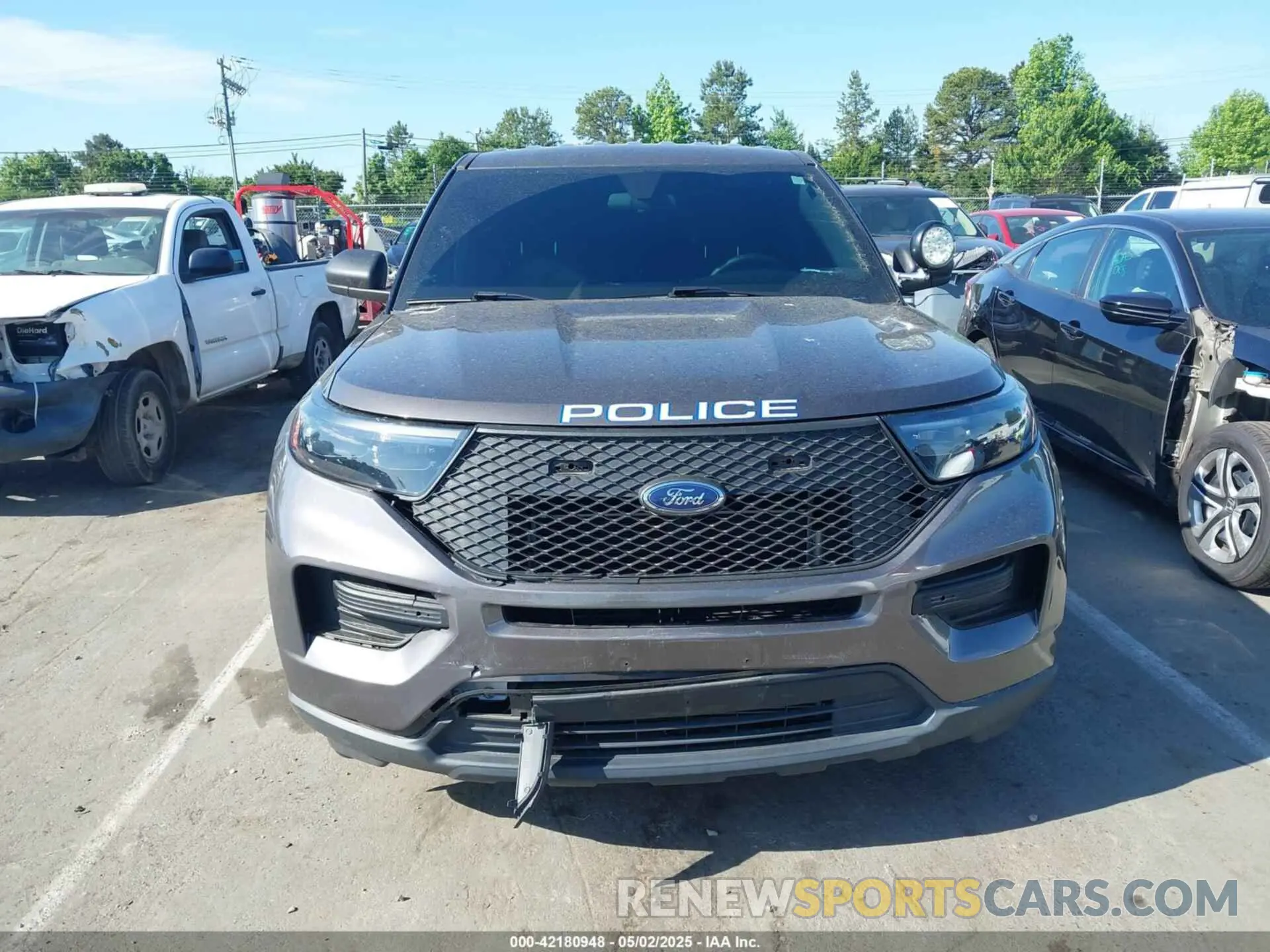 12 Photograph of a damaged car 1FM5K8AB7MGC21974 FORD POLICE INTERCEPTOR 2021