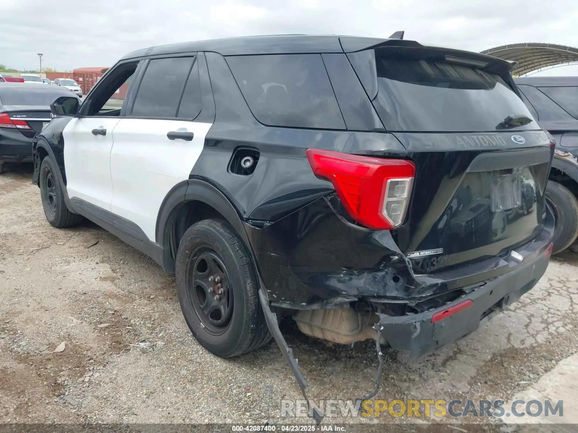 3 Photograph of a damaged car 1FM5K8ABXMGA46944 FORD POLICE INTERCEPTOR 2021
