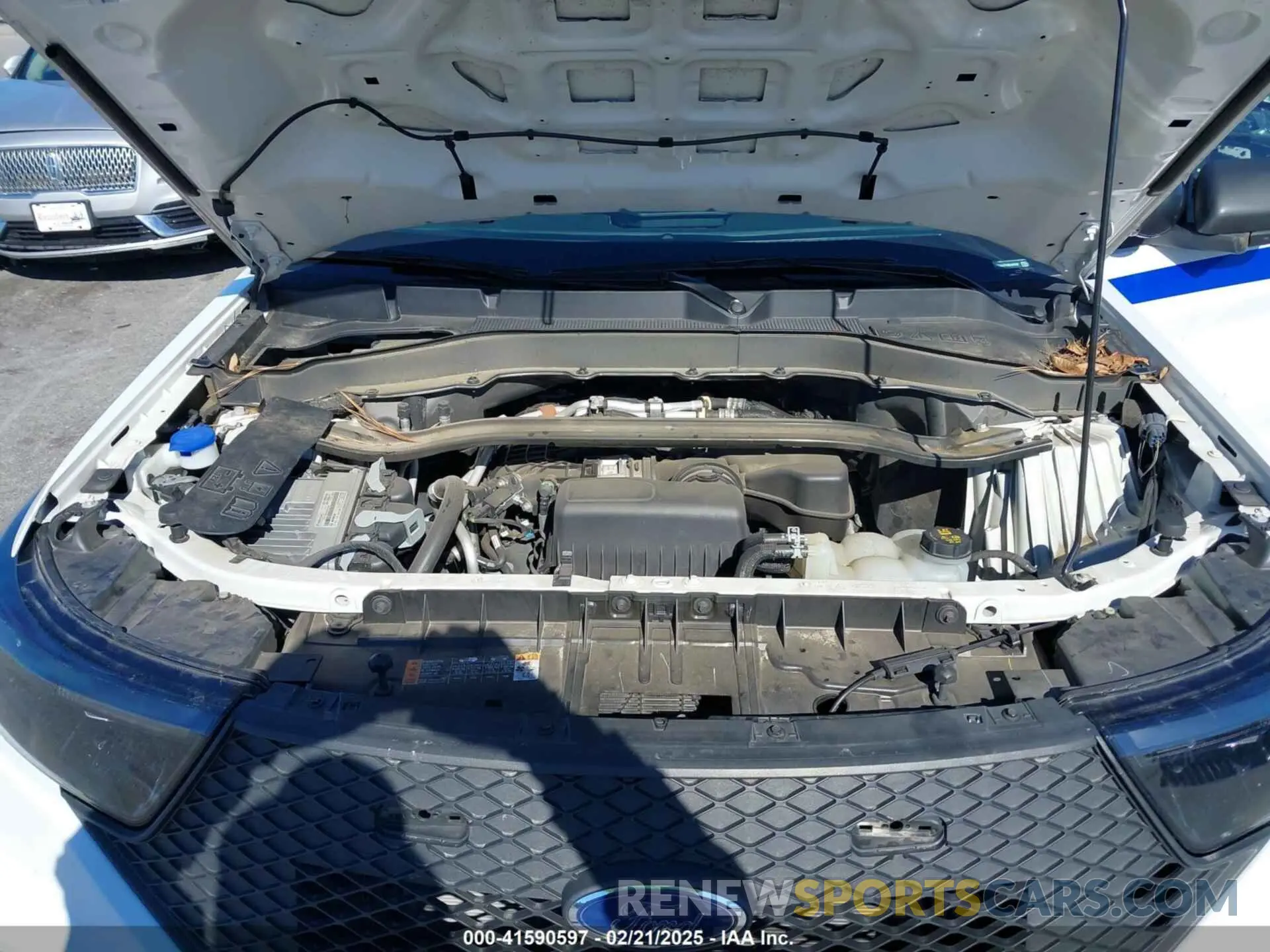 10 Photograph of a damaged car 1FM5K8AB1NGA40399 FORD POLICE INTERCEPTOR 2022