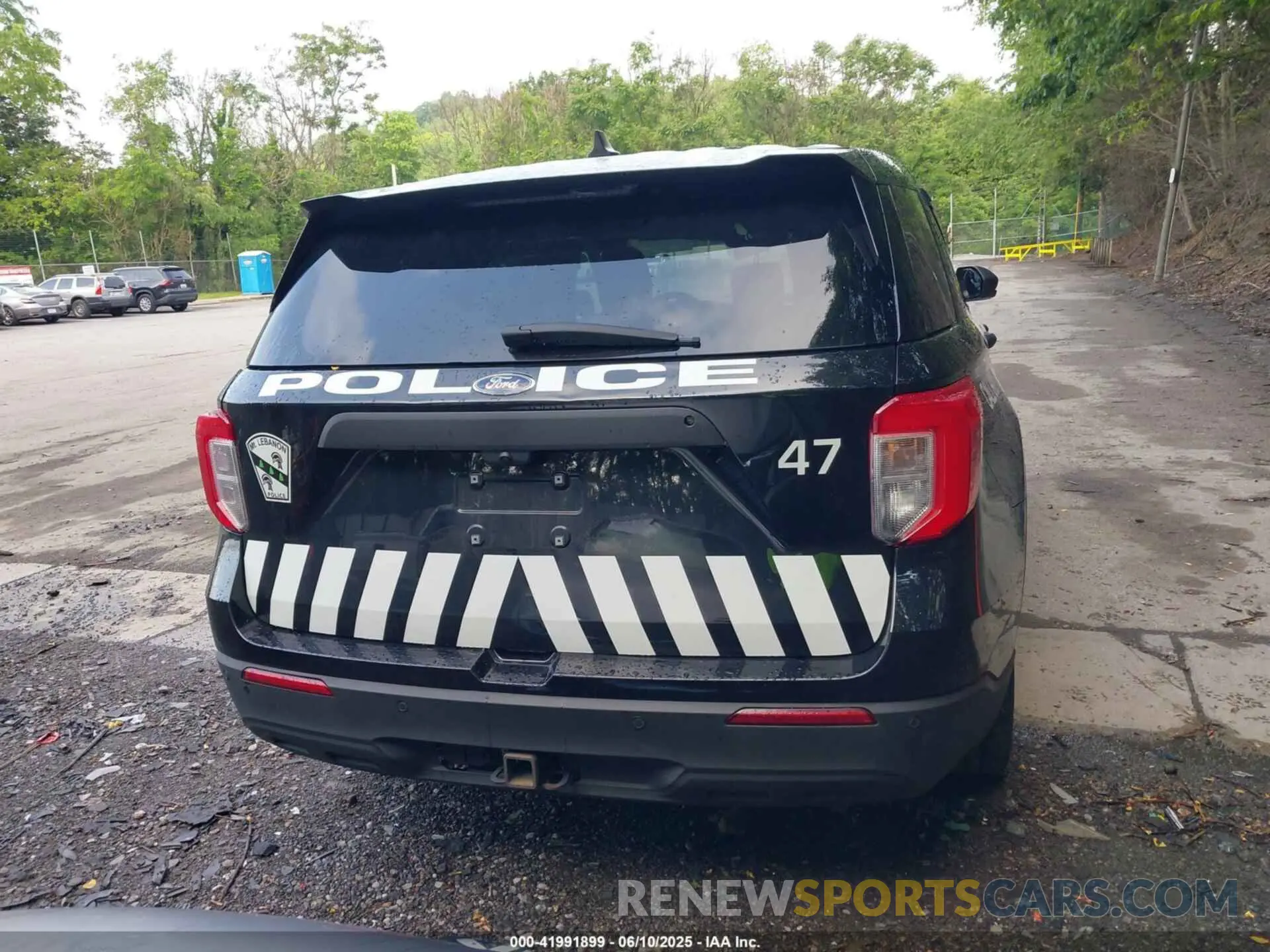 16 Photograph of a damaged car 1FM5K8AB2NGB76864 FORD POLICE INTERCEPTOR 2022