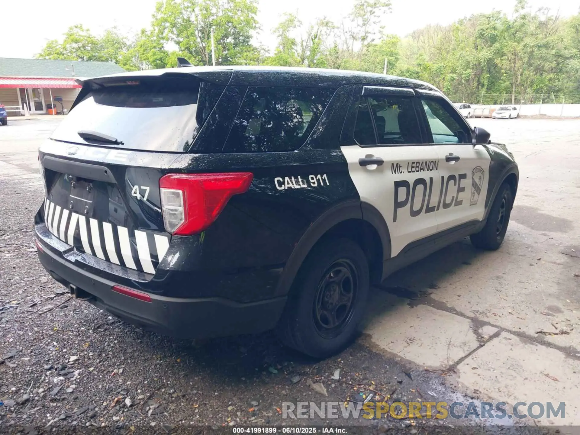 4 Photograph of a damaged car 1FM5K8AB2NGB76864 FORD POLICE INTERCEPTOR 2022
