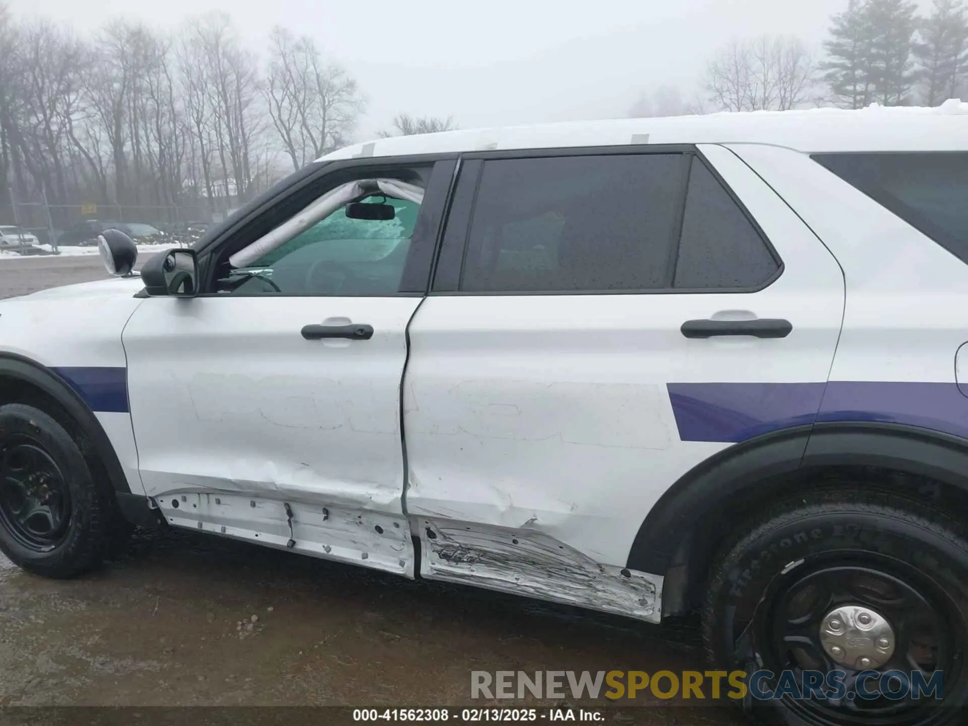 14 Photograph of a damaged car 1FM5K8AB5NGA54483 FORD POLICE INTERCEPTOR 2022