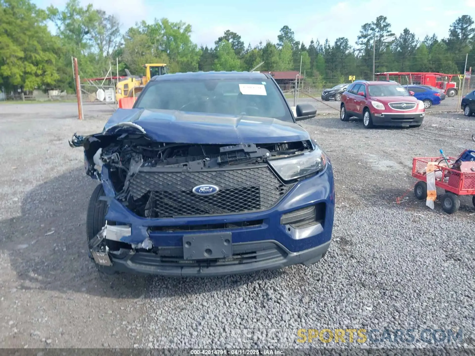 12 Photograph of a damaged car 1FM5K8AB7NGA01803 FORD POLICE INTERCEPTOR 2022