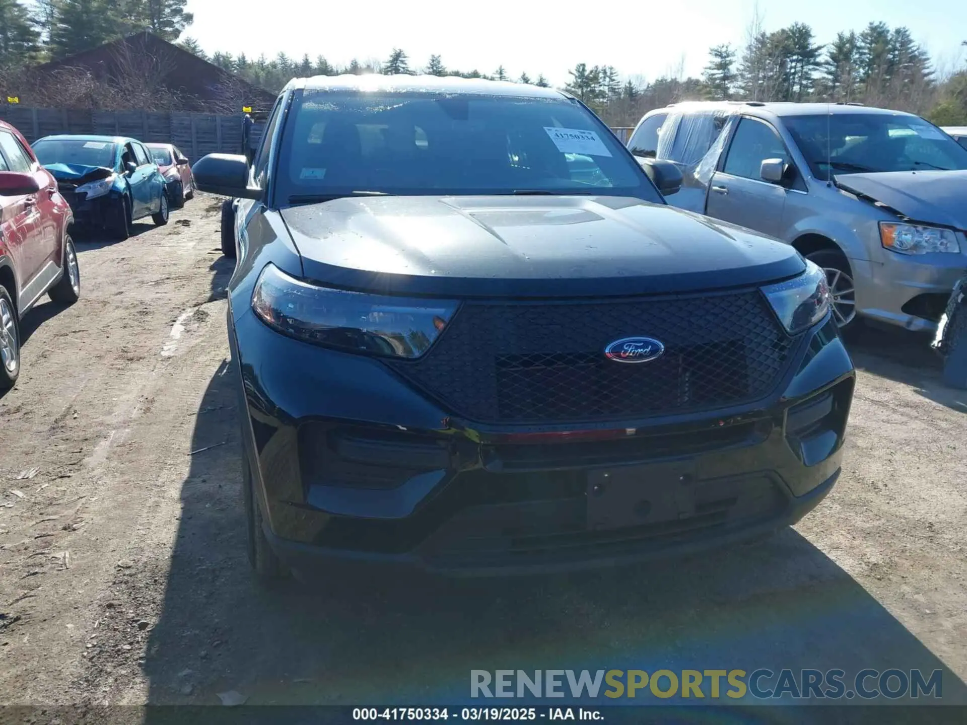 12 Photograph of a damaged car 1FM5K8AB9NGA01978 FORD POLICE INTERCEPTOR 2022