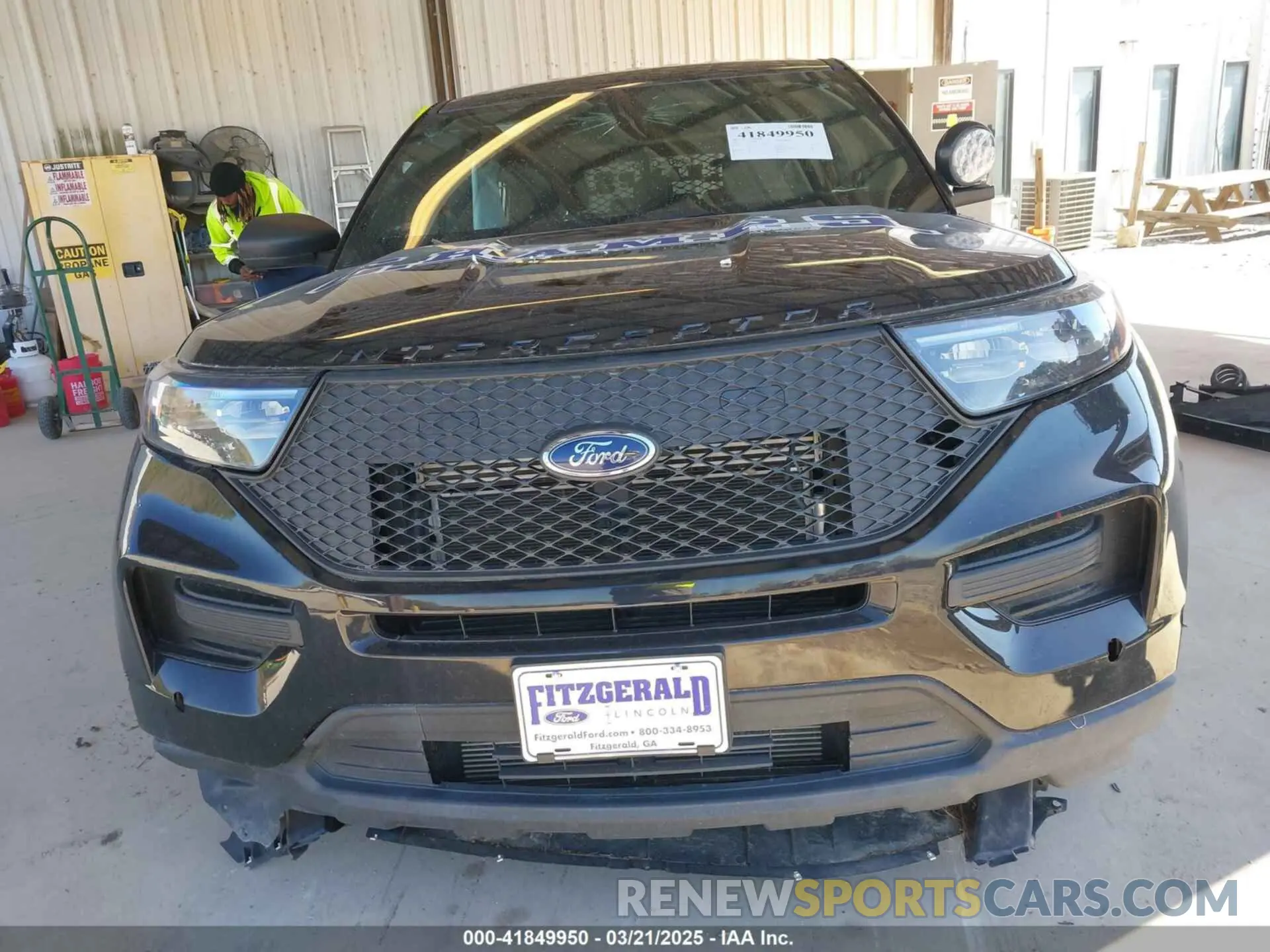 12 Photograph of a damaged car 1FM5K8AC1NGB17619 FORD POLICE INTERCEPTOR 2022