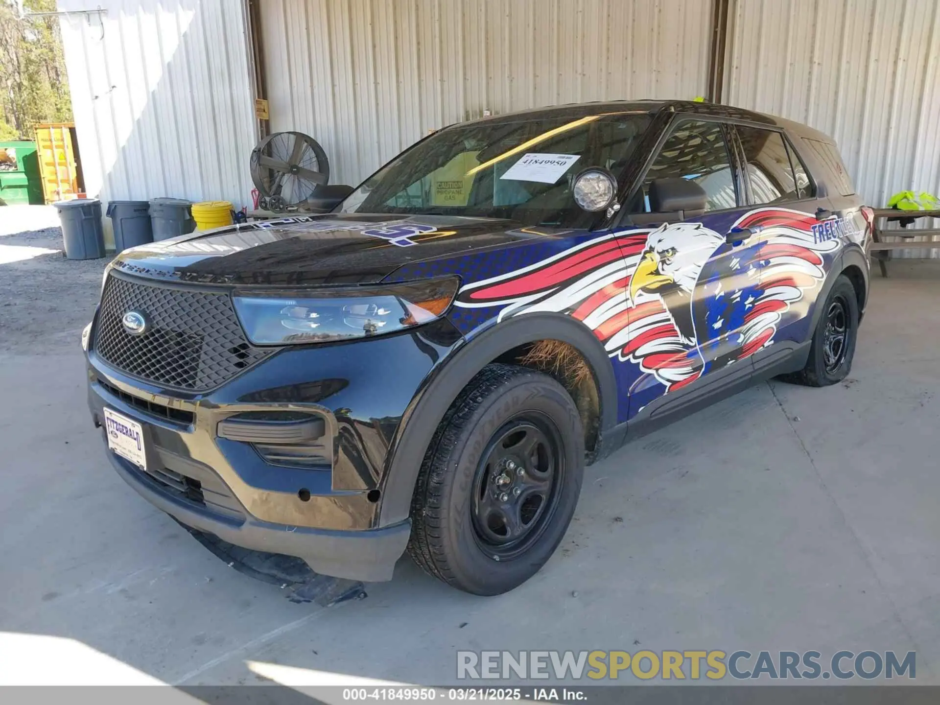 2 Photograph of a damaged car 1FM5K8AC1NGB17619 FORD POLICE INTERCEPTOR 2022