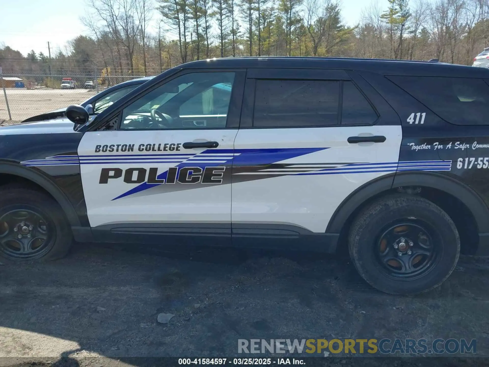15 Photograph of a damaged car 1FM5K8AW4NNA02325 FORD POLICE INTERCEPTOR 2022