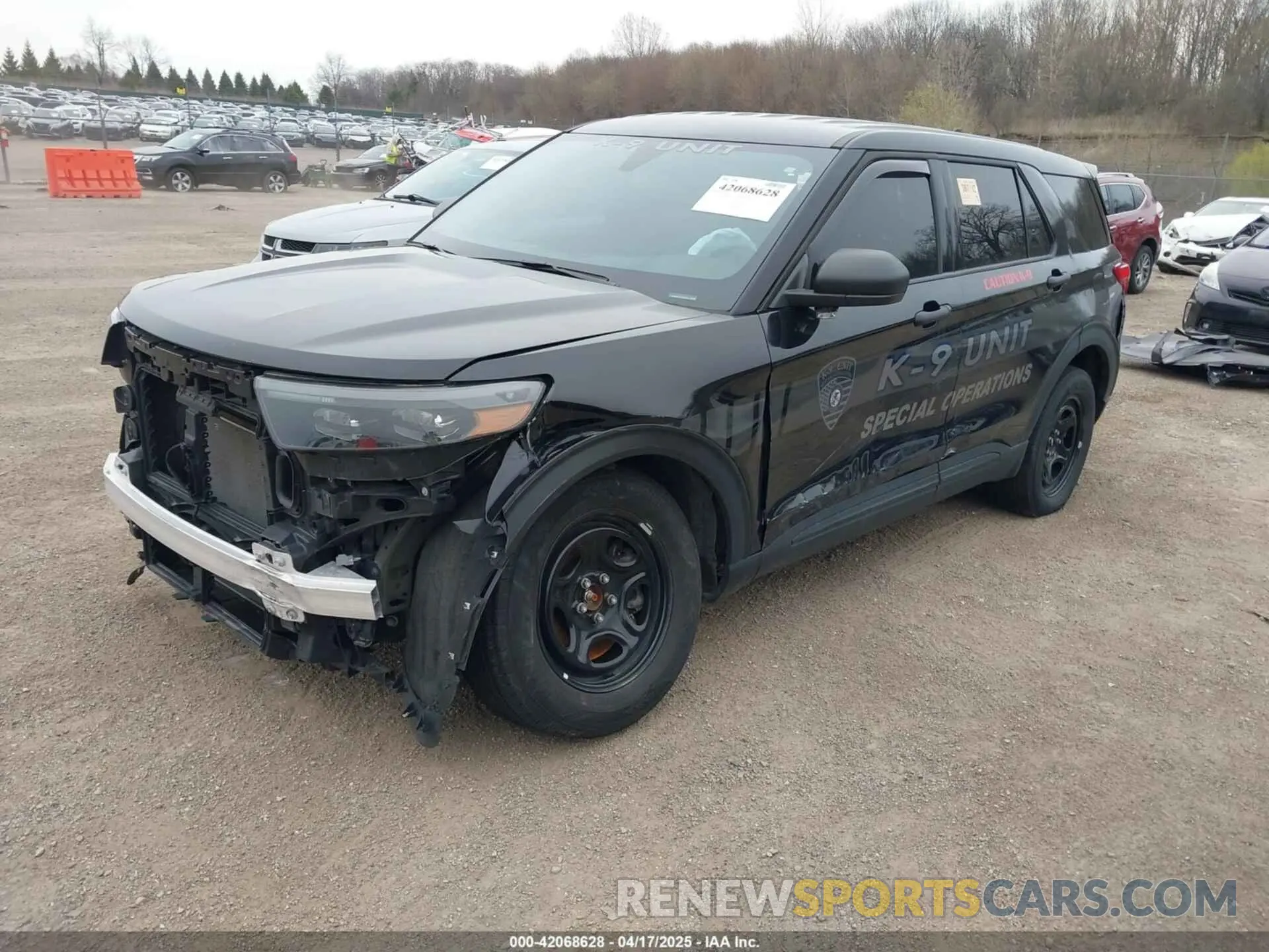 2 Photograph of a damaged car 1FM5K8AB1PGA03761 FORD POLICE INTERCEPTOR 2023