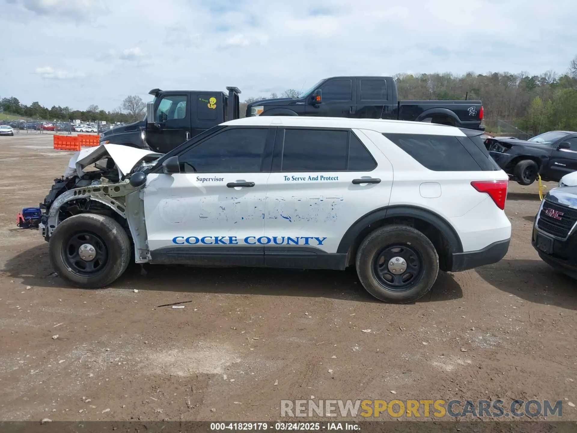 15 Photograph of a damaged car 1FM5K8AB3PGA62908 FORD POLICE INTERCEPTOR 2023