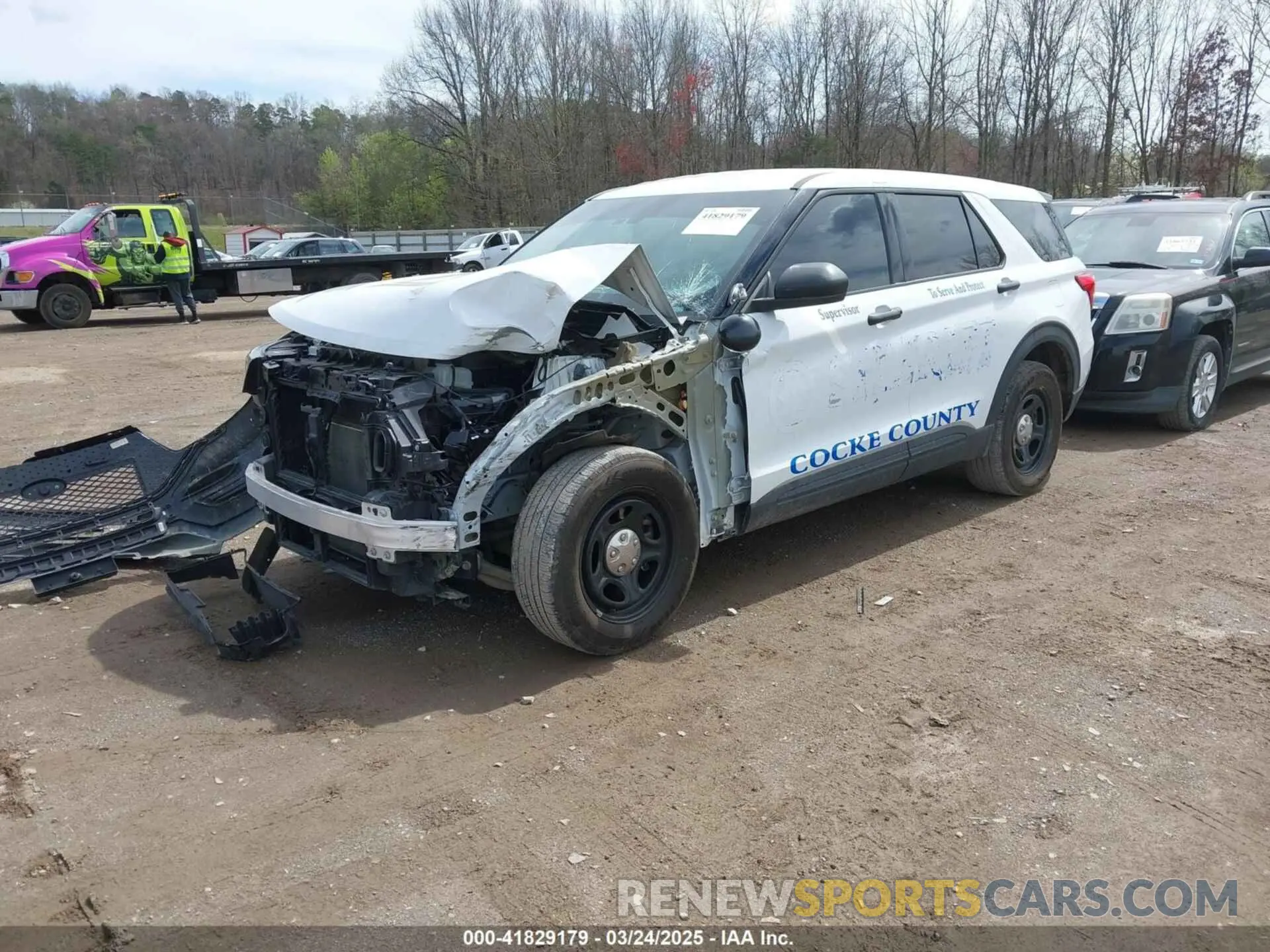 2 Photograph of a damaged car 1FM5K8AB3PGA62908 FORD POLICE INTERCEPTOR 2023