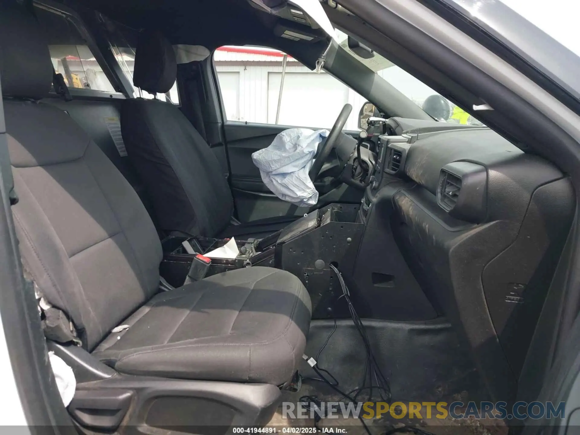 5 Photograph of a damaged car 1FM5K8AB4PGA20859 FORD POLICE INTERCEPTOR 2023