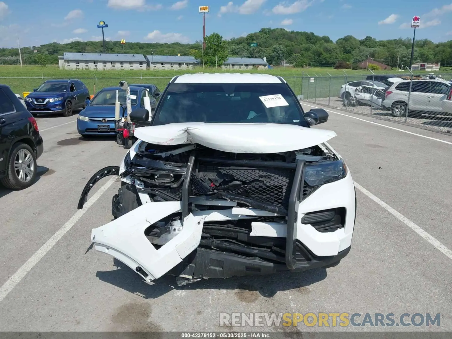 12 Photograph of a damaged car 1FM5K8AB4PGA84030 FORD POLICE INTERCEPTOR 2023