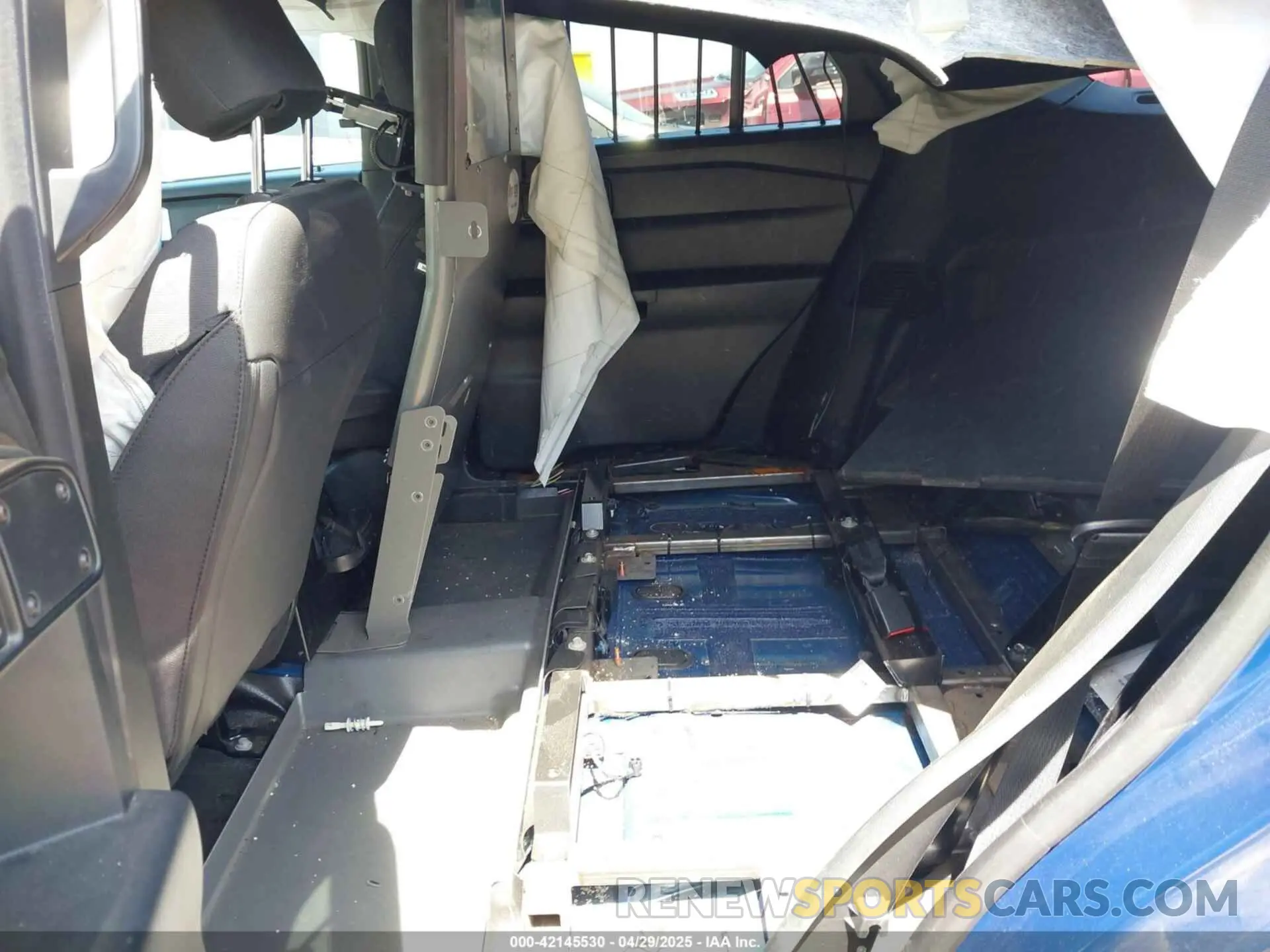 8 Photograph of a damaged car 1FM5K8ABXPGA01376 FORD POLICE INTERCEPTOR 2023