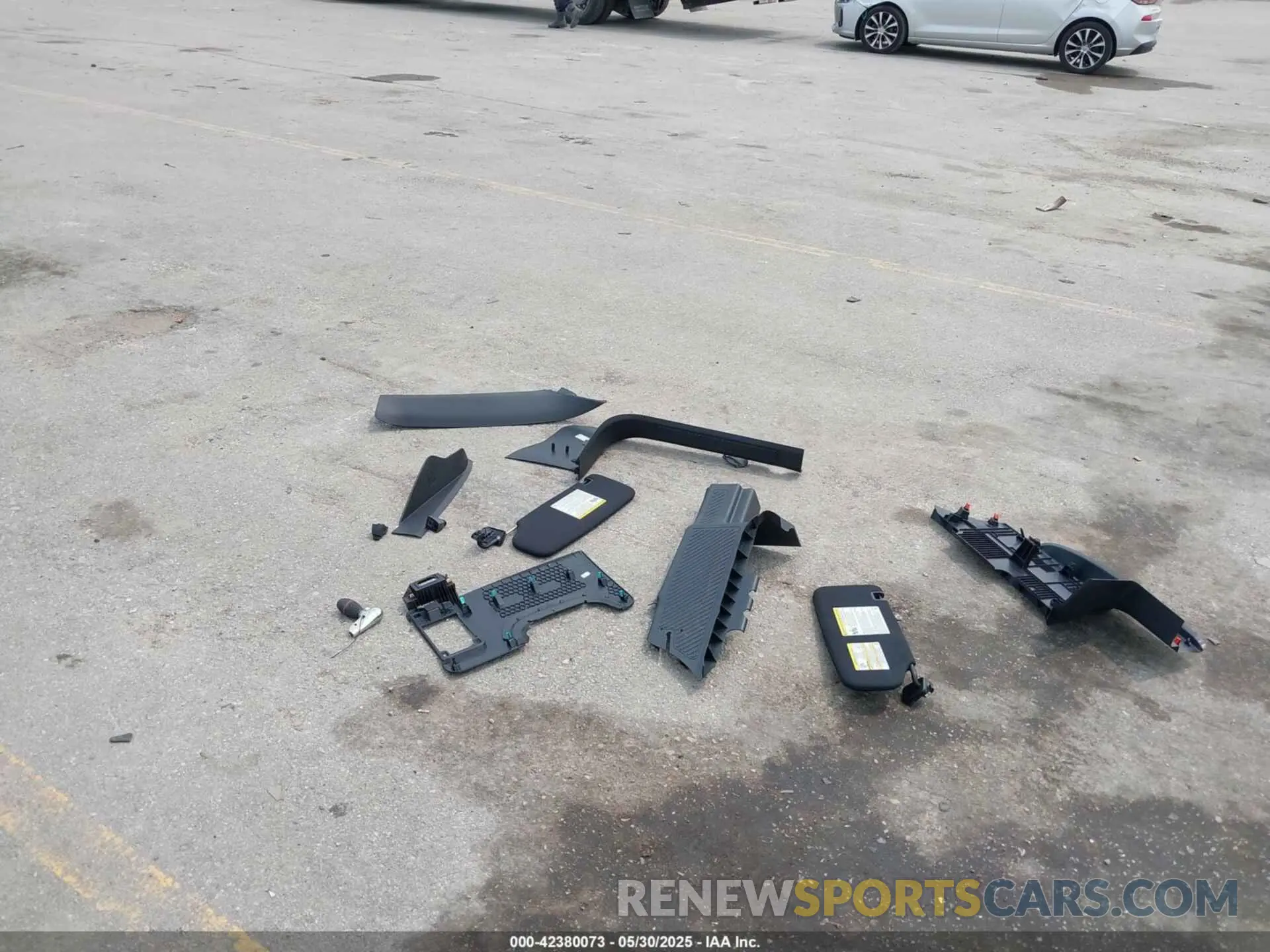 12 Photograph of a damaged car 1FM5K8ABXPGA83691 FORD POLICE INTERCEPTOR 2023