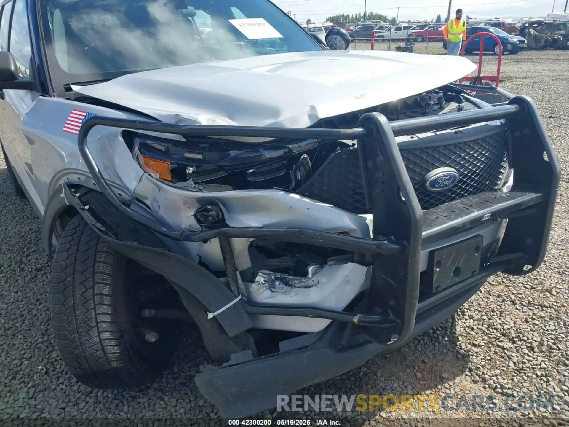 6 Photograph of a damaged car 1FM5K8AWXPNA02509 FORD POLICE INTERCEPTOR 2023