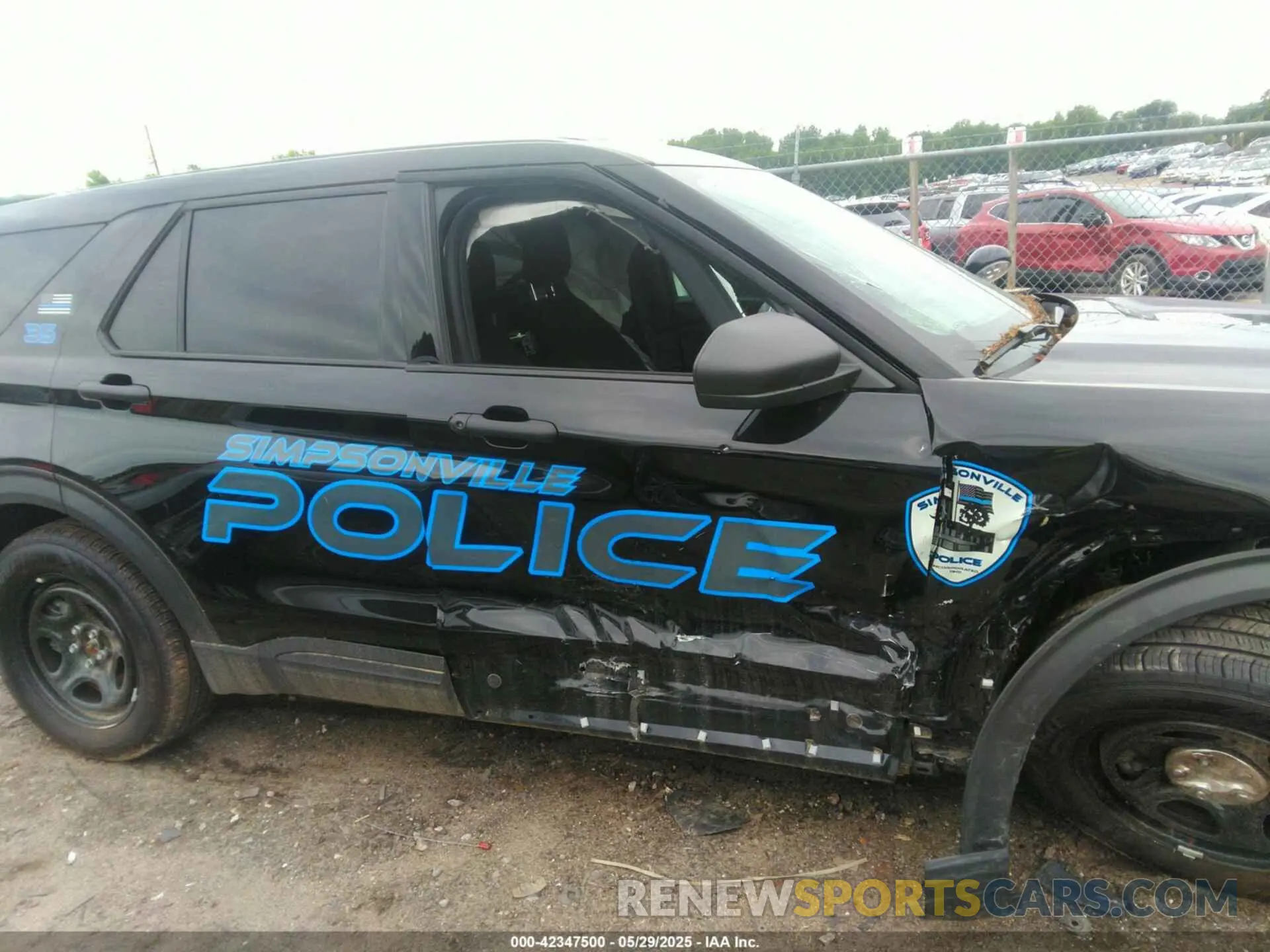 13 Photograph of a damaged car 1FM5K8ABXSGA57374 FORD POLICE INTERCEPTOR 2025