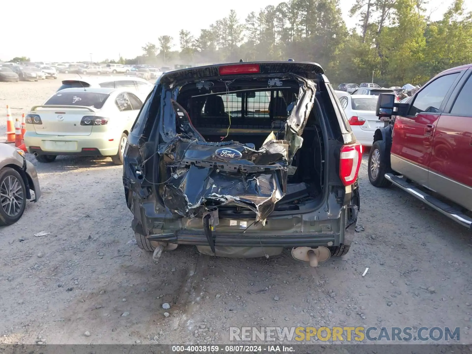 16 Photograph of a damaged car 1FM5K8AR3KGA30935 FORD POLICE INTERCEPTOR UTILITY 2019