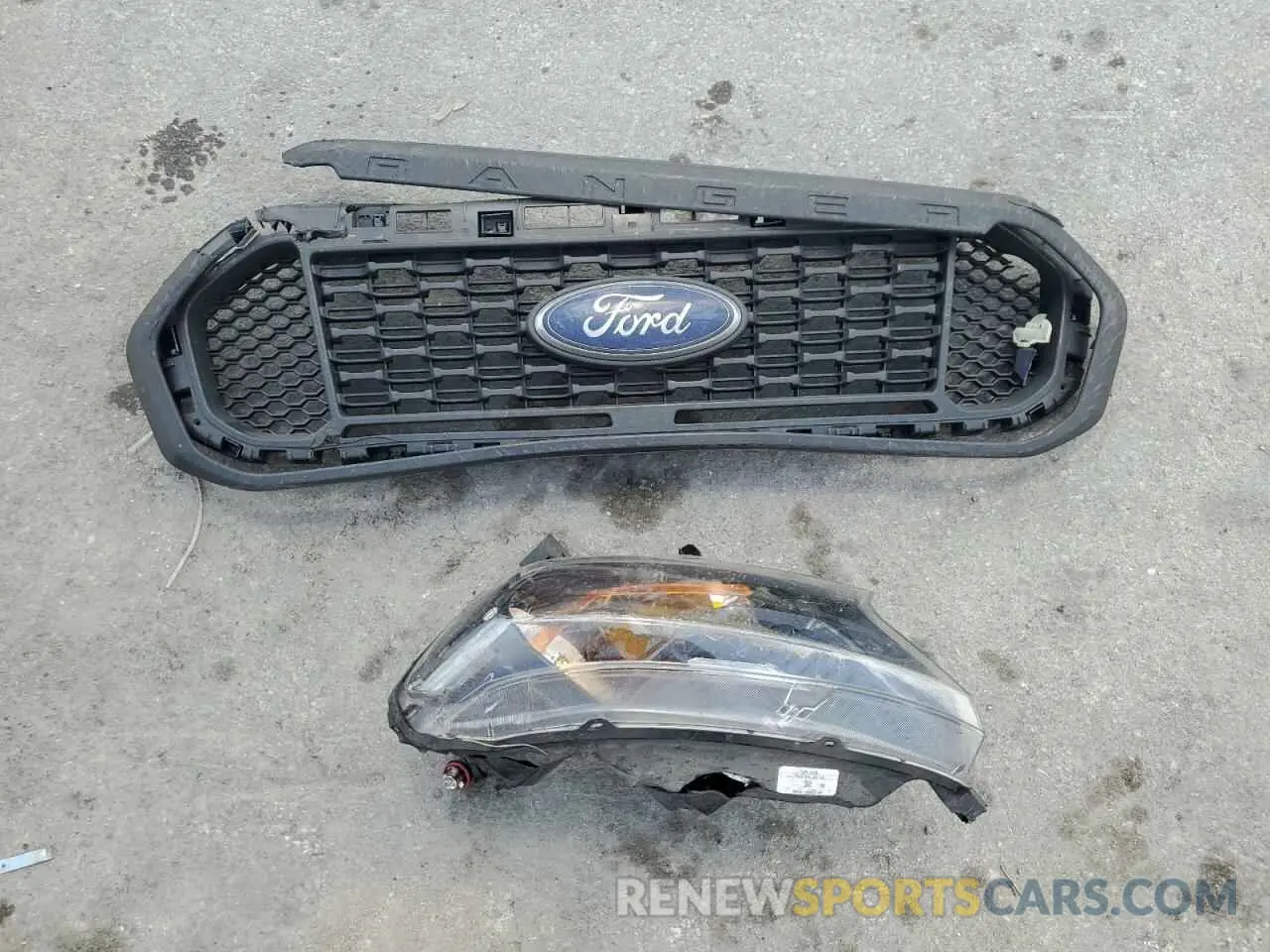 12 Photograph of a damaged car 1FTER1EH0KLA73774 FORD RANGER 2019