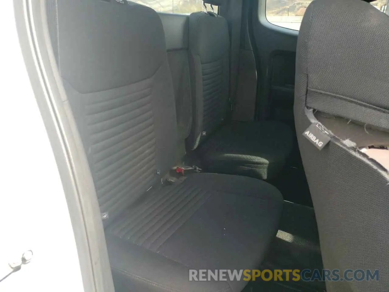 10 Photograph of a damaged car 1FTER1EH1KLA56532 FORD RANGER 2019