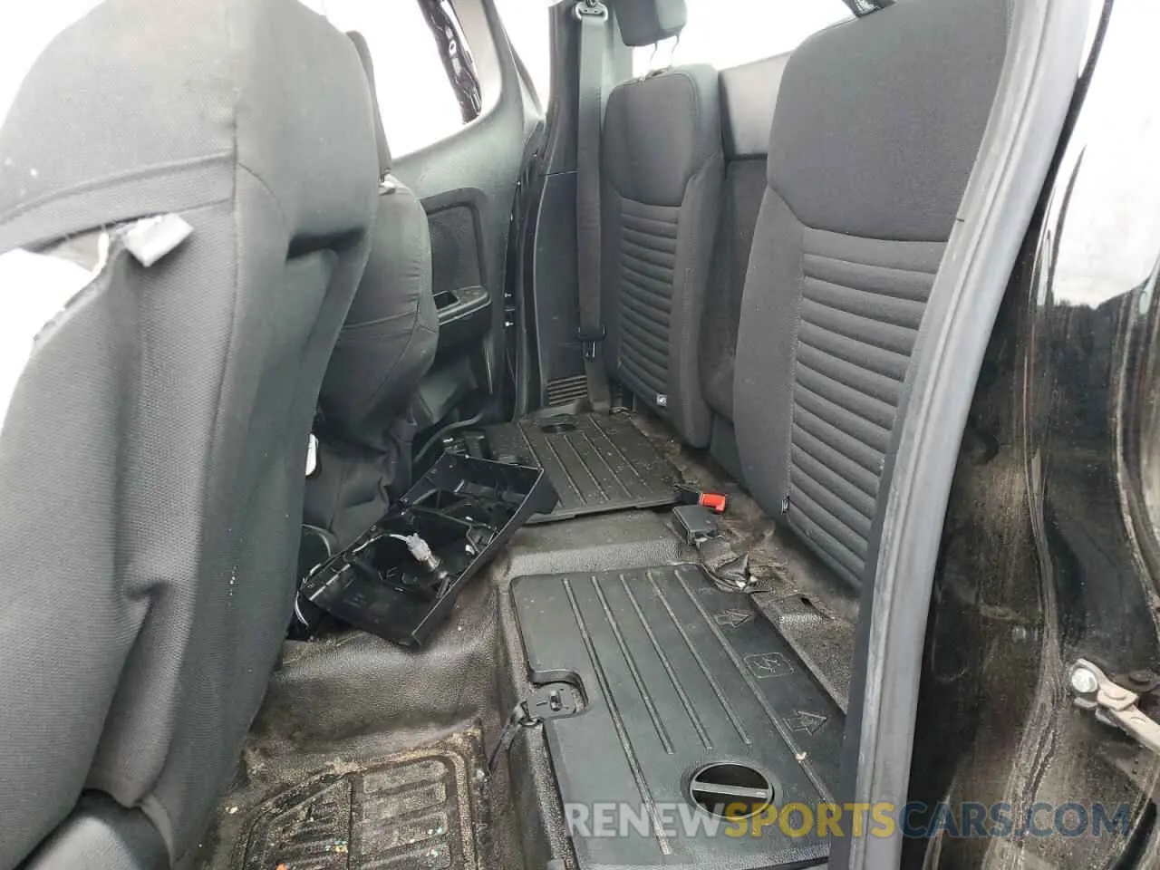 10 Photograph of a damaged car 1FTER1EH2KLB13529 FORD RANGER 2019