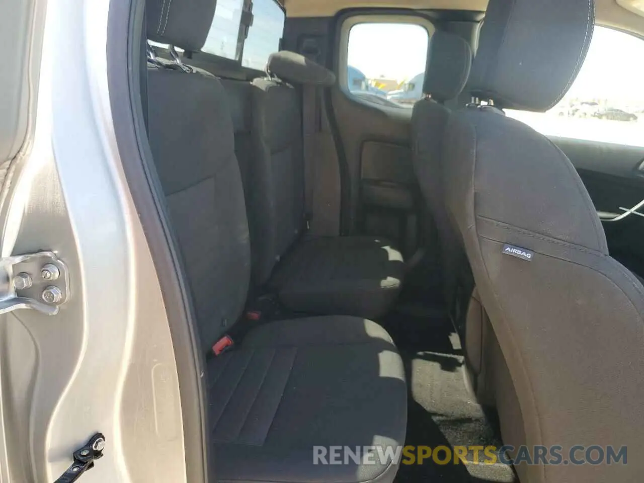 10 Photograph of a damaged car 1FTER1EH3KLA64874 FORD RANGER 2019