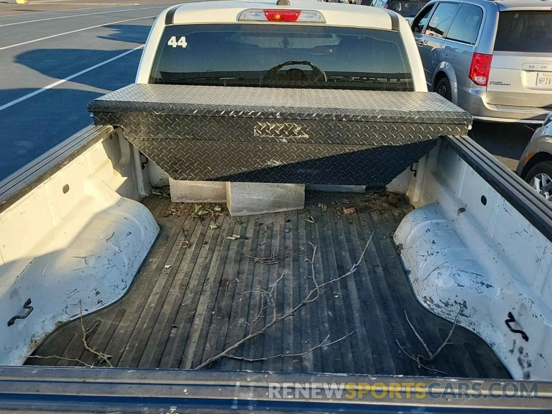 18 Photograph of a damaged car 1FTER1EH4KLA06451 FORD RANGER 2019