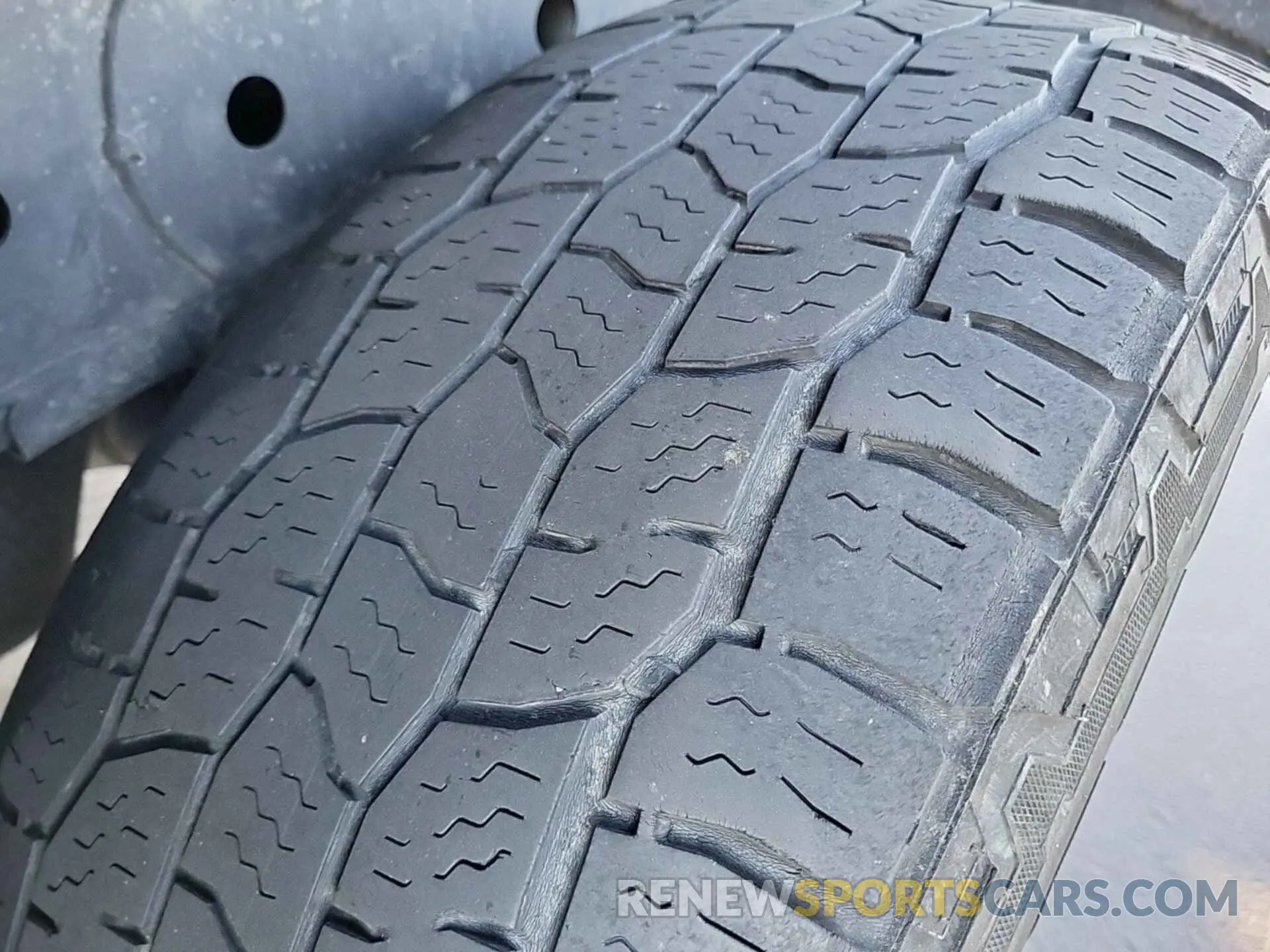 9 Photograph of a damaged car 1FTER1EH4KLA06451 FORD RANGER 2019