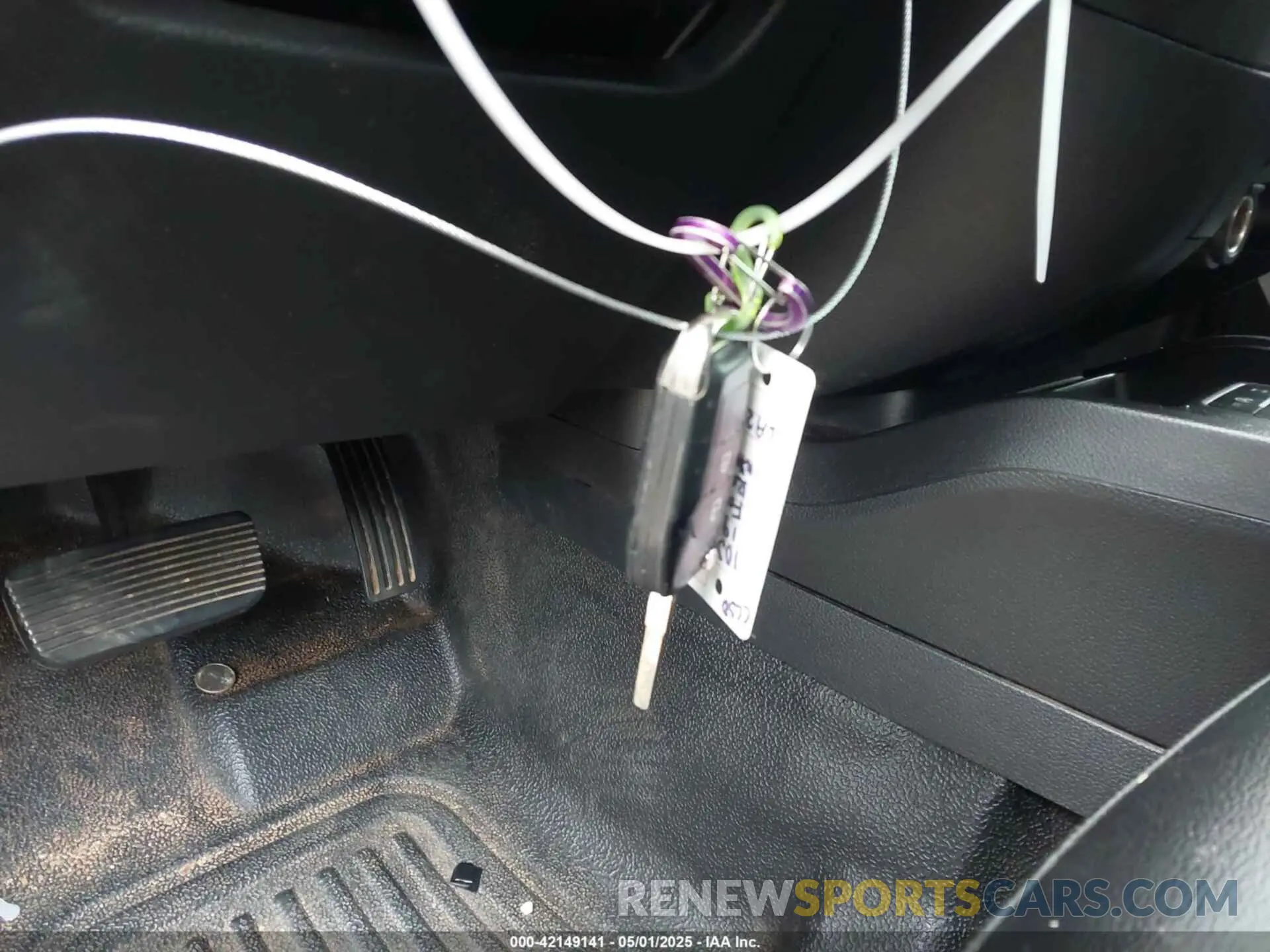 11 Photograph of a damaged car 1FTER1EH6KLA27382 FORD RANGER 2019