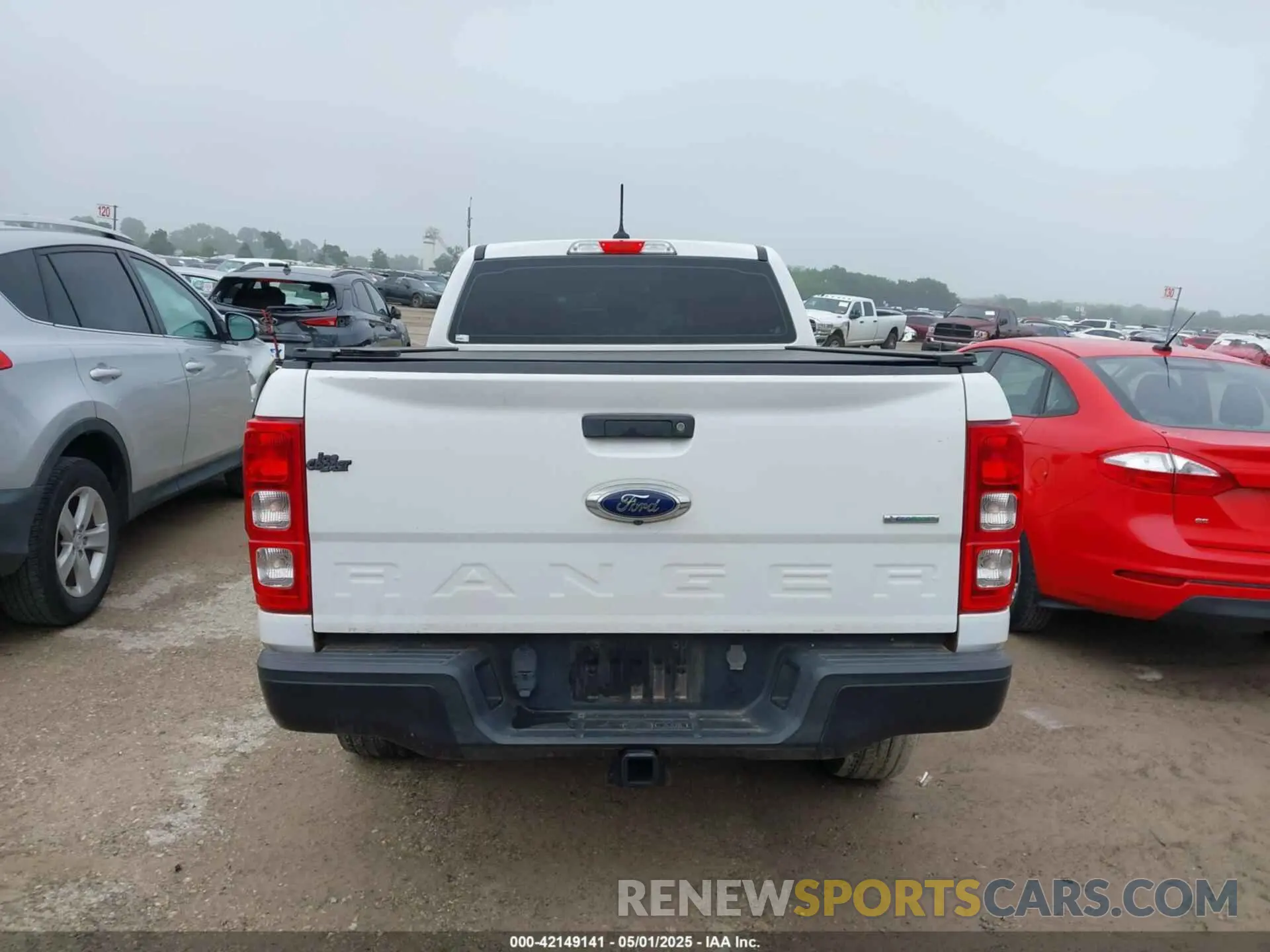 16 Photograph of a damaged car 1FTER1EH6KLA27382 FORD RANGER 2019