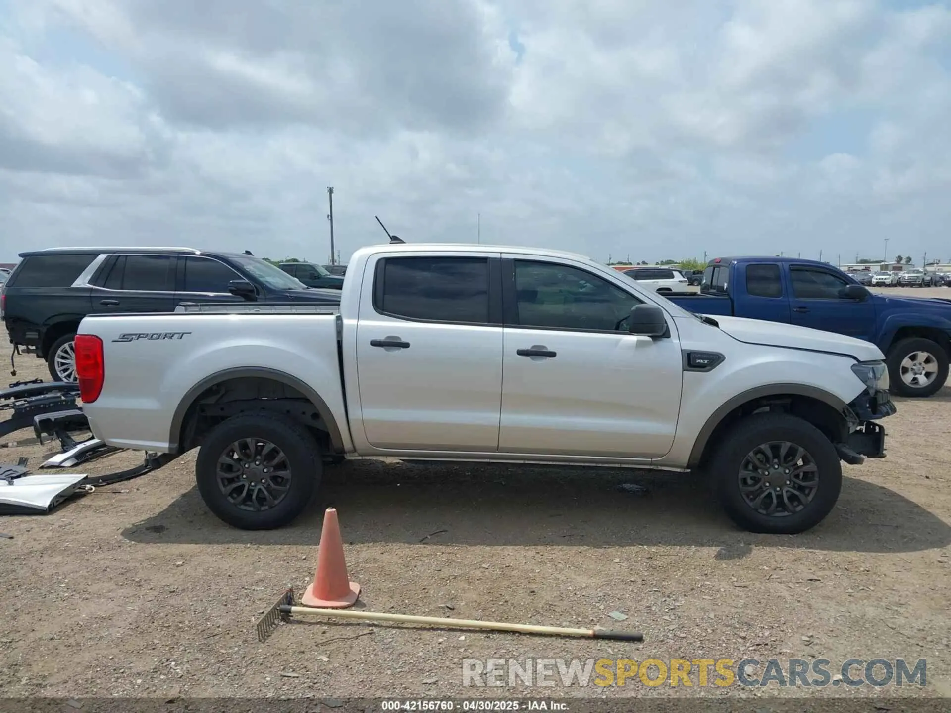14 Photograph of a damaged car 1FTER4EH0KLA68382 FORD RANGER 2019