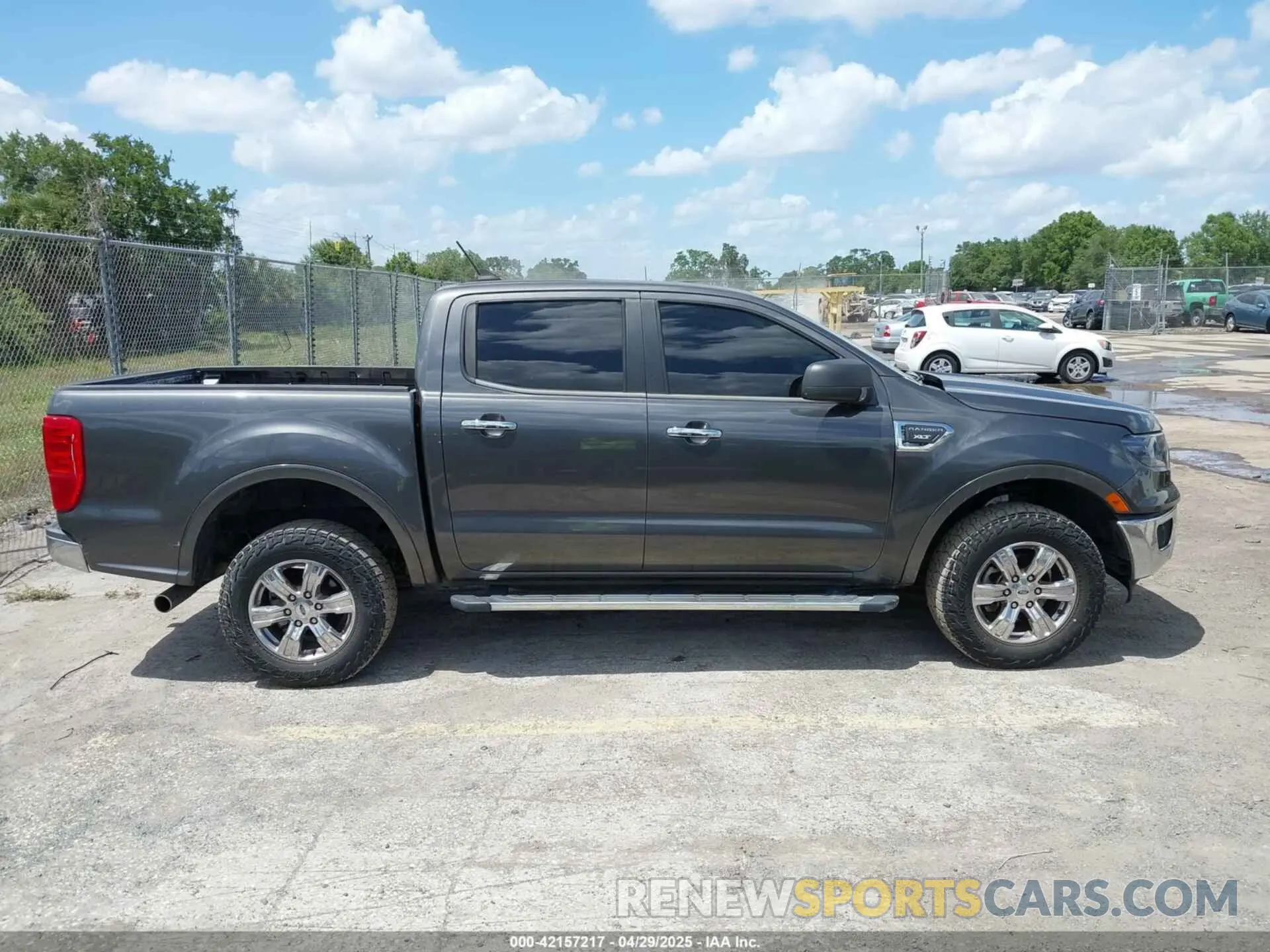 13 Photograph of a damaged car 1FTER4EH1KLA04710 FORD RANGER 2019
