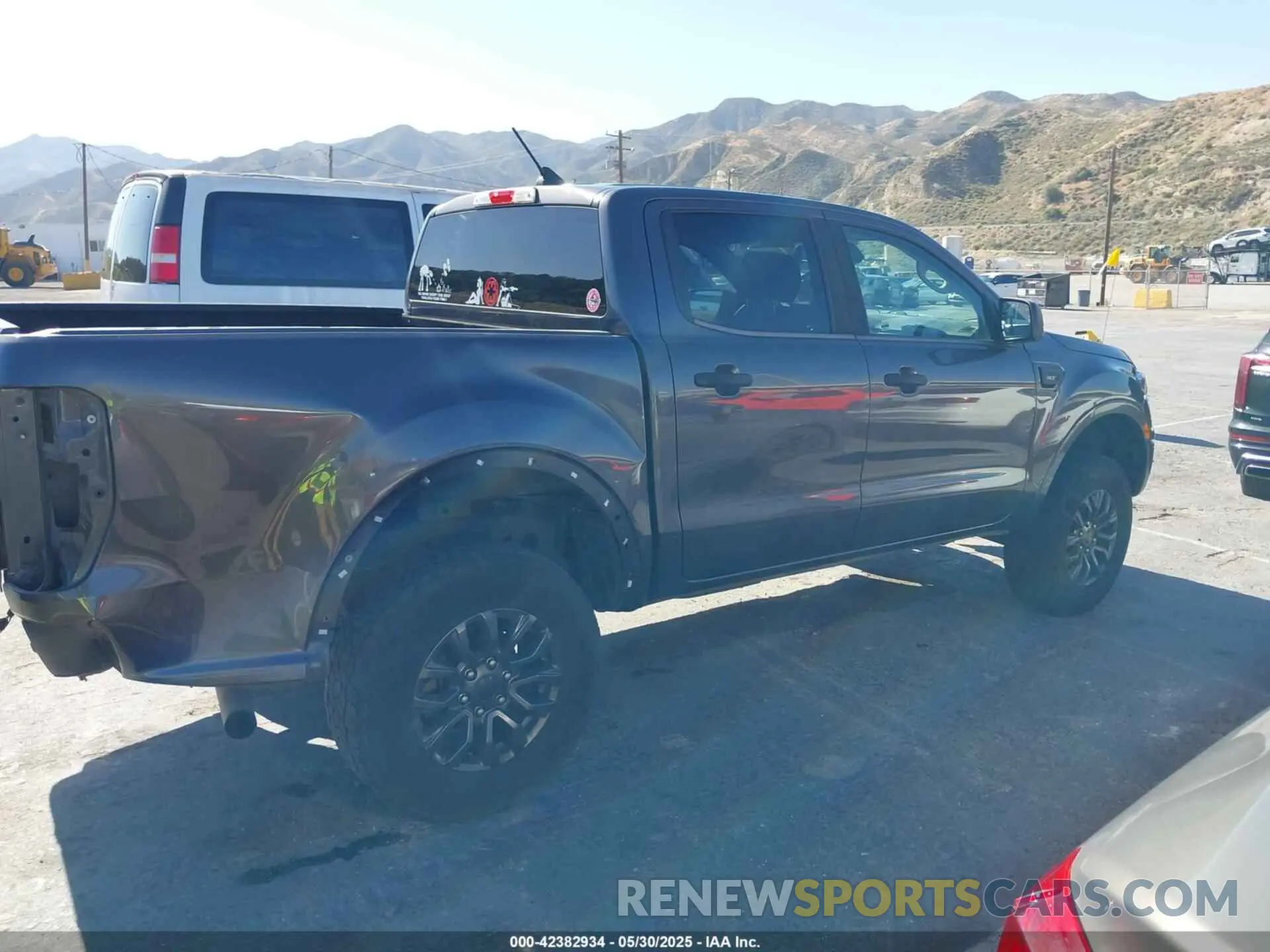 14 Photograph of a damaged car 1FTER4EH4KLA23395 FORD RANGER 2019