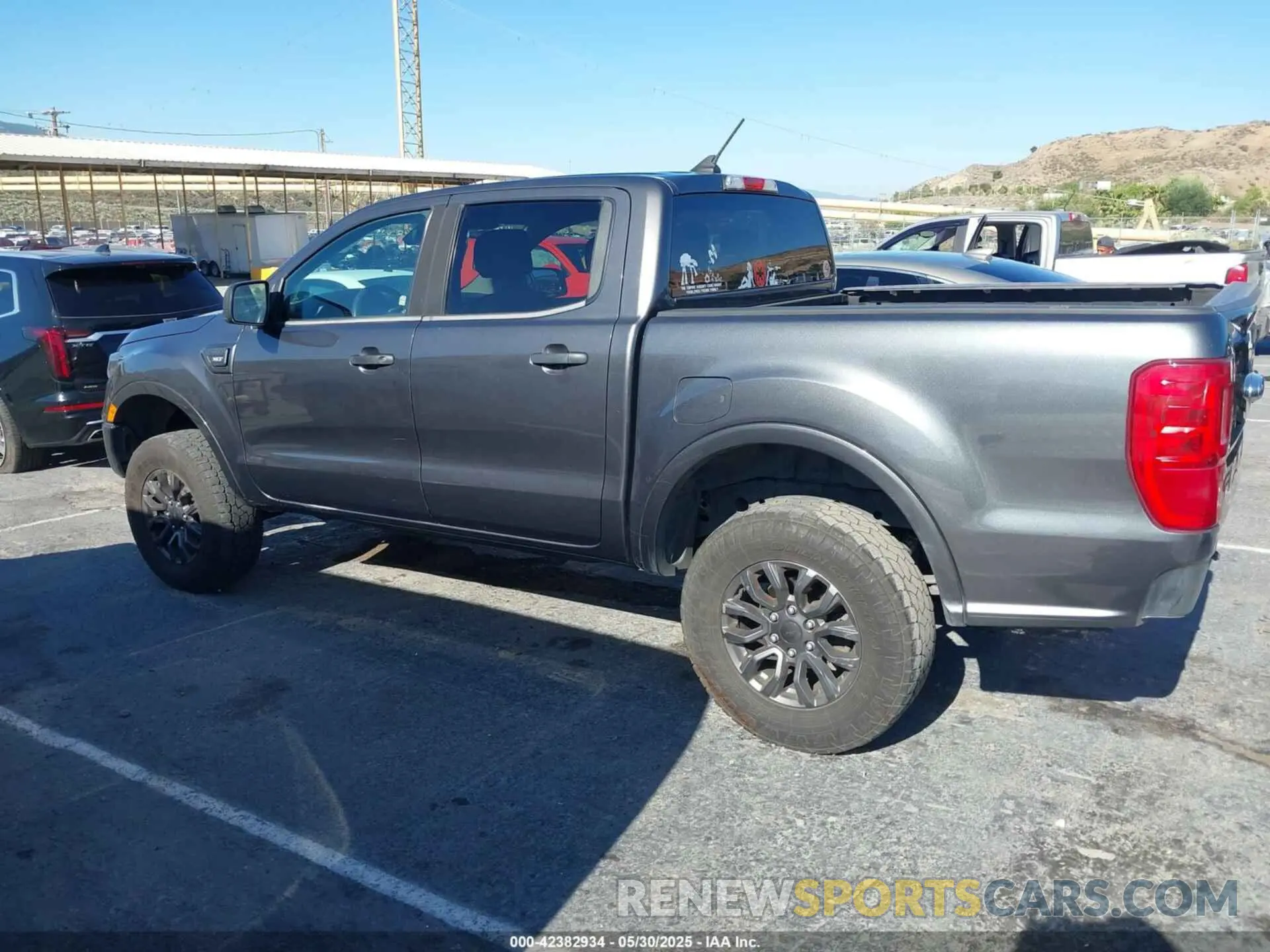 15 Photograph of a damaged car 1FTER4EH4KLA23395 FORD RANGER 2019
