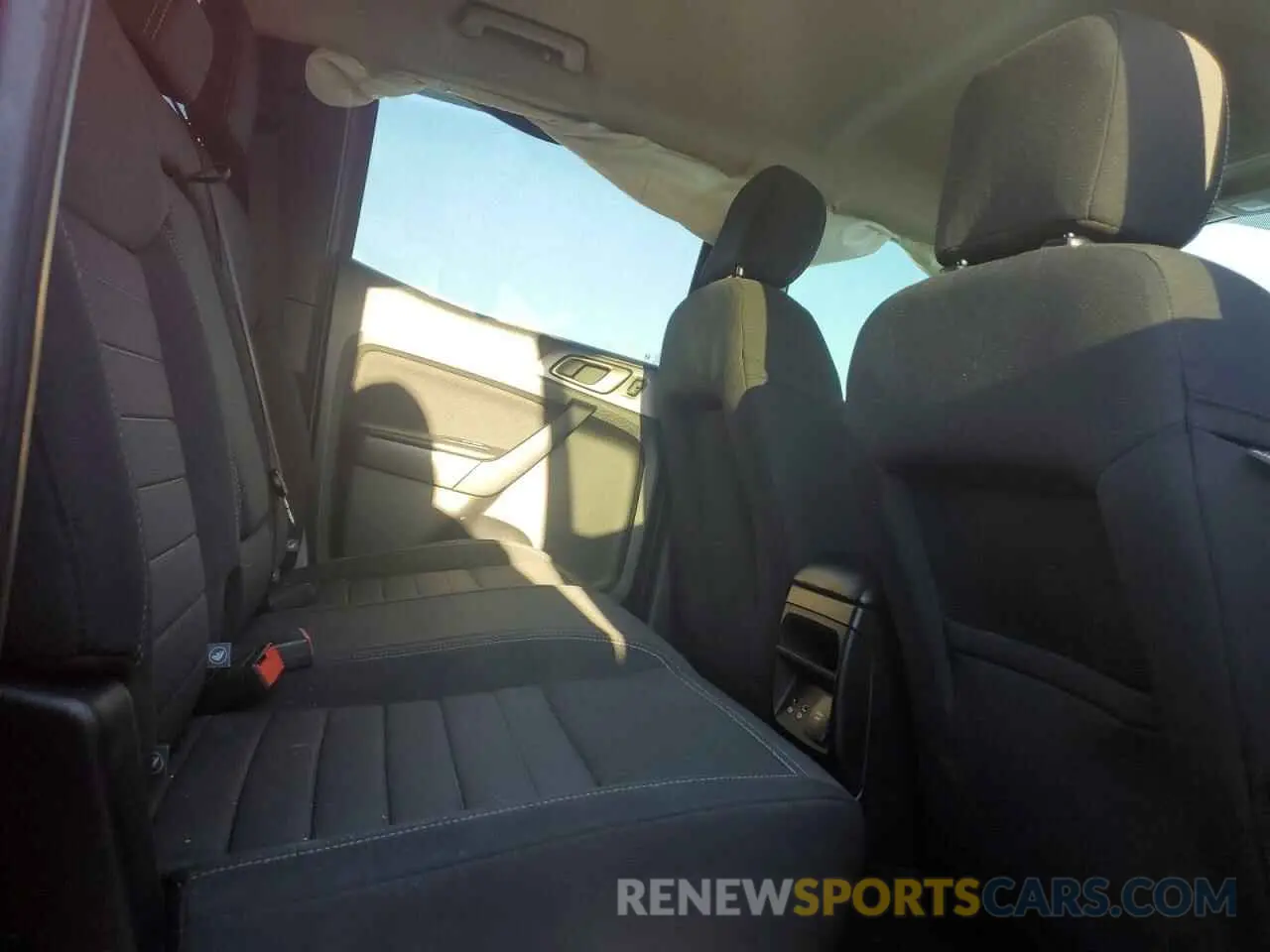 10 Photograph of a damaged car 1FTER4EH4KLB05126 FORD RANGER 2019