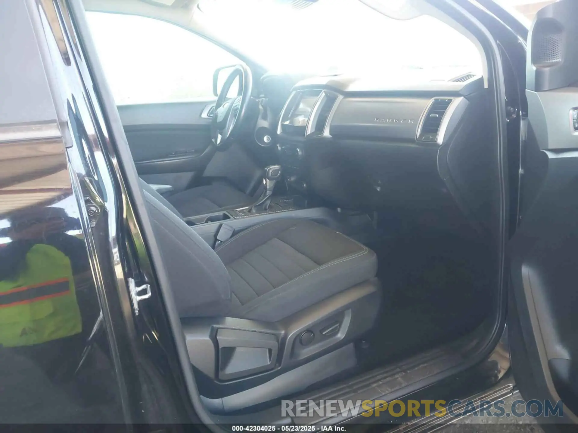 5 Photograph of a damaged car 1FTER4EH5KLA49682 FORD RANGER 2019