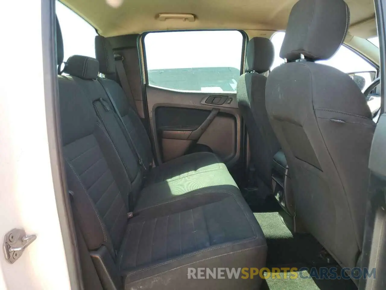 10 Photograph of a damaged car 1FTER4EH5KLA66675 FORD RANGER 2019