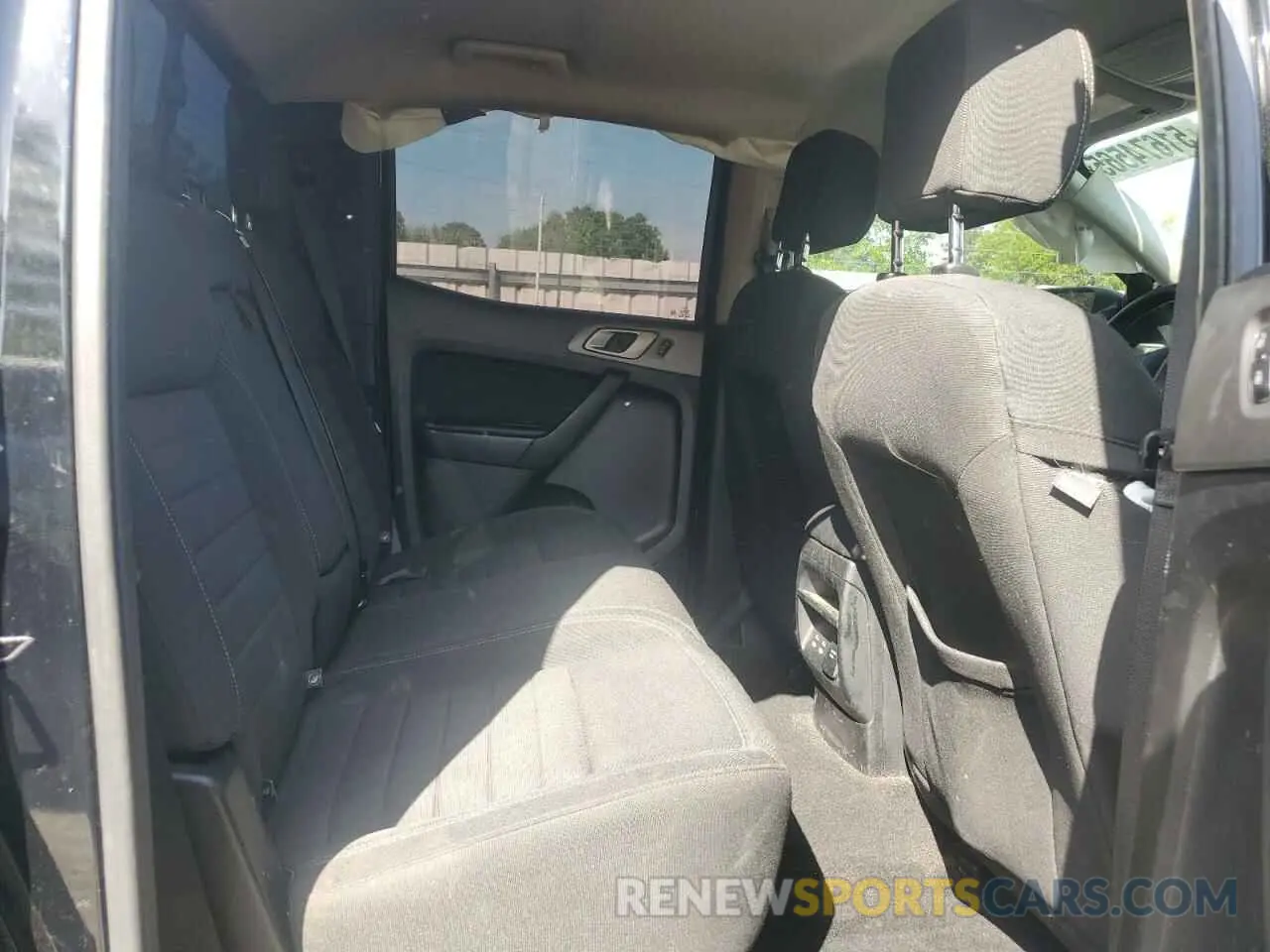 10 Photograph of a damaged car 1FTER4EH6KLA81587 FORD RANGER 2019