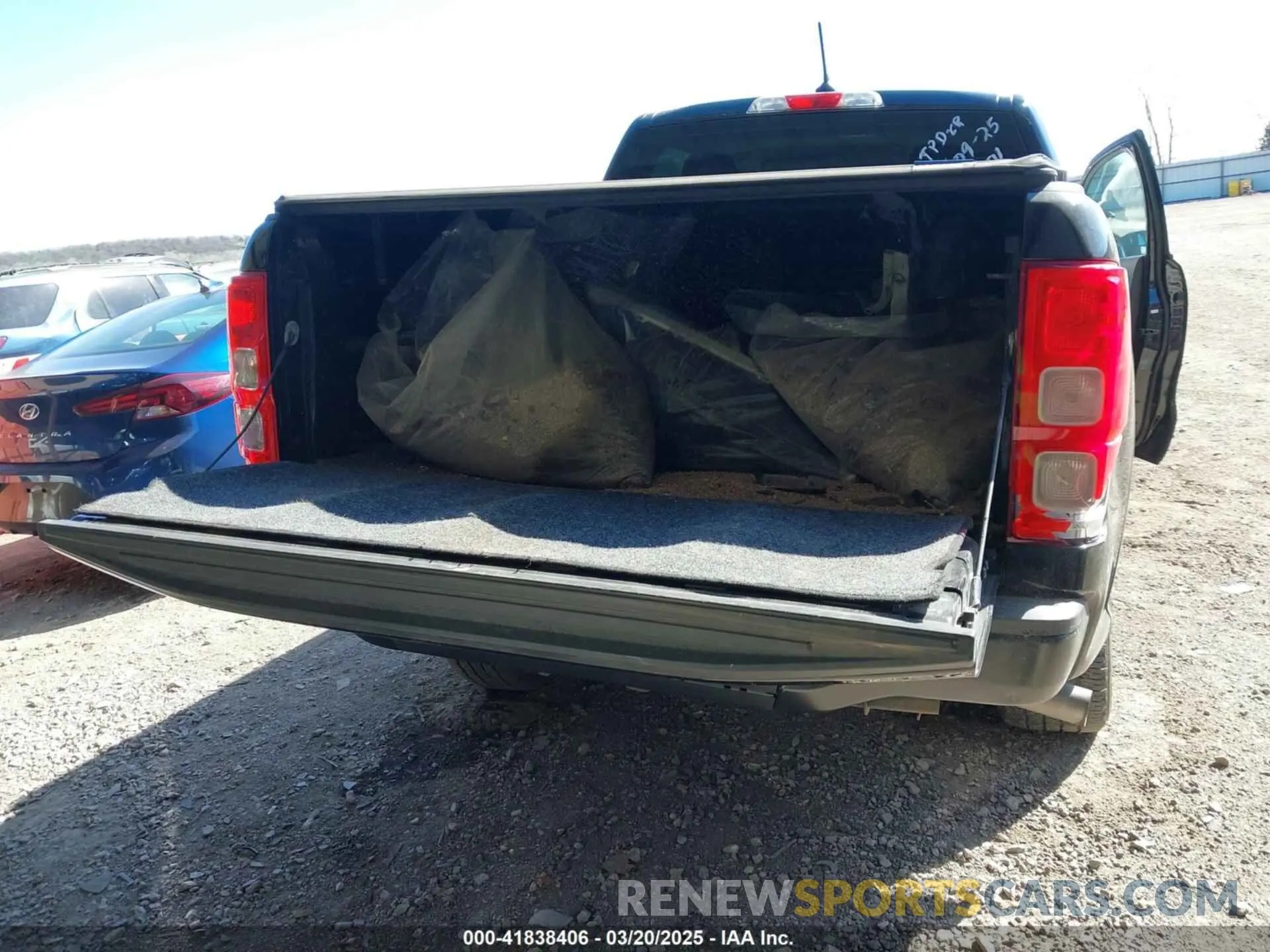 16 Photograph of a damaged car 1FTER4EH9KLA47482 FORD RANGER 2019