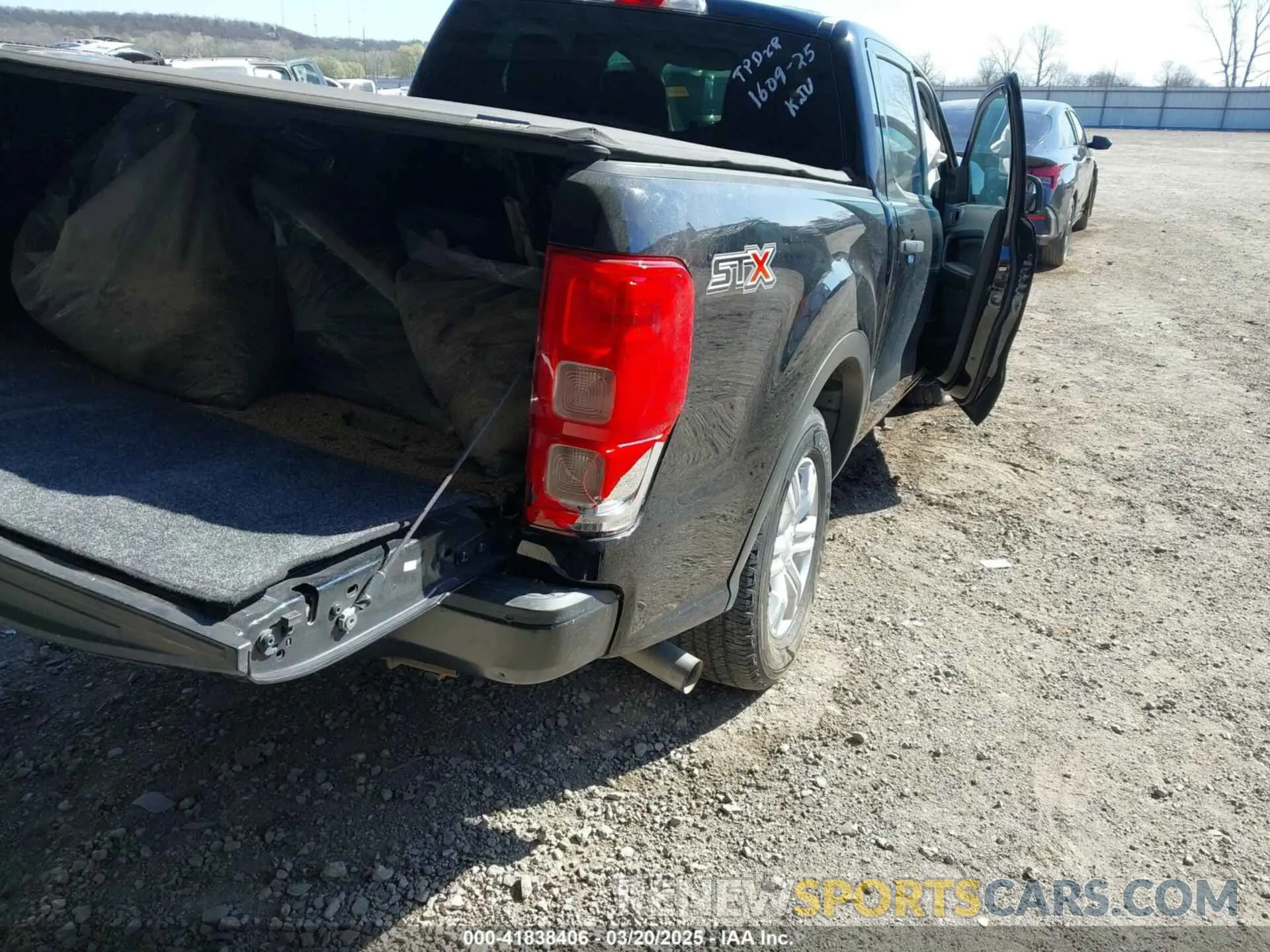 4 Photograph of a damaged car 1FTER4EH9KLA47482 FORD RANGER 2019