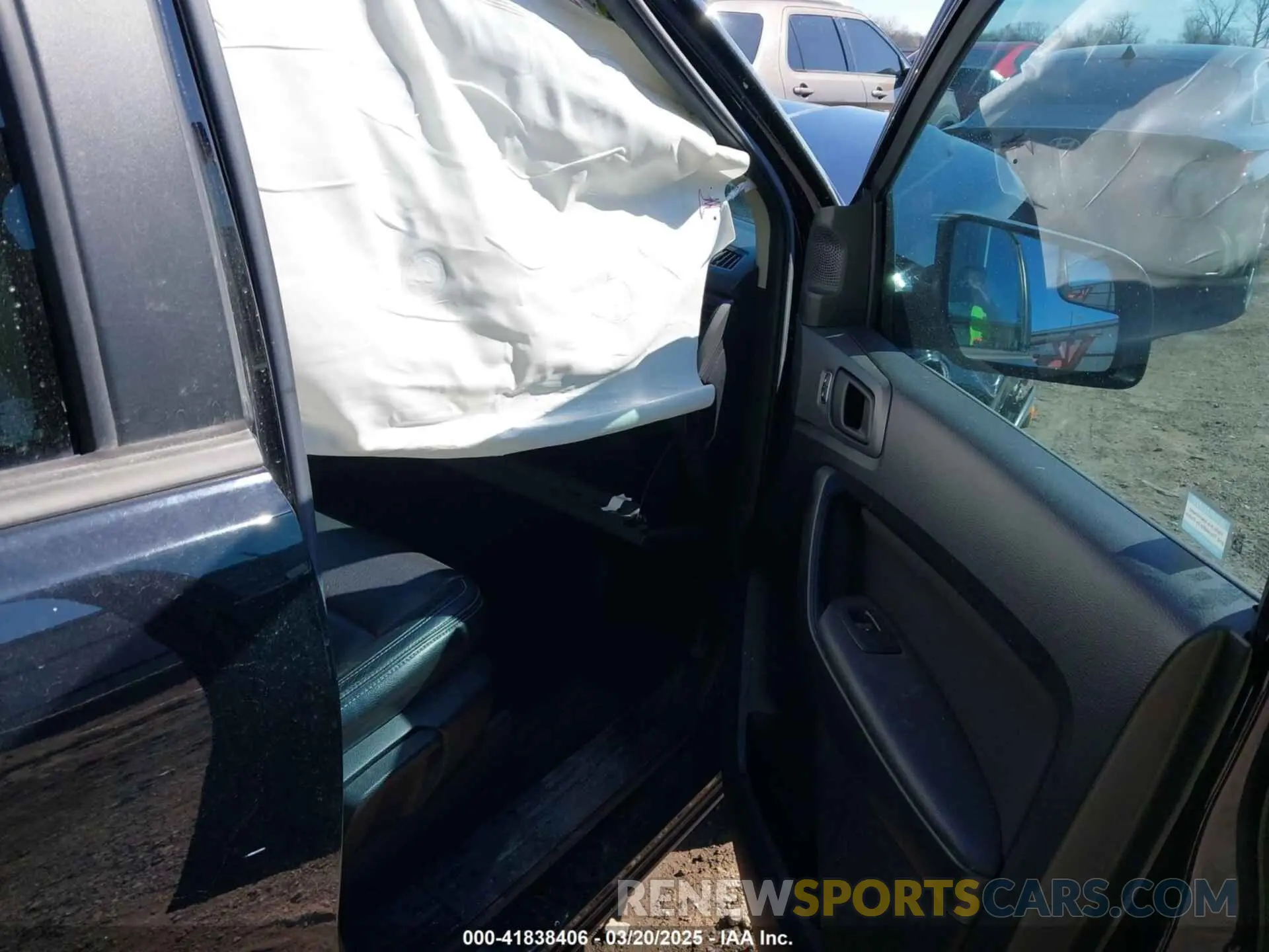 5 Photograph of a damaged car 1FTER4EH9KLA47482 FORD RANGER 2019