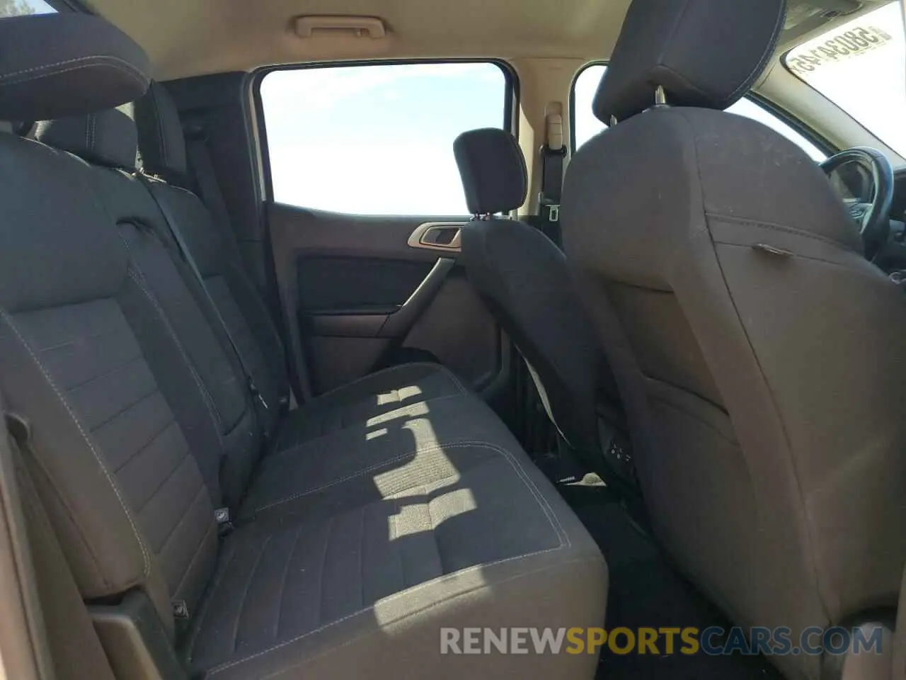 10 Photograph of a damaged car 1FTER4FH1KLA47197 FORD RANGER 2019