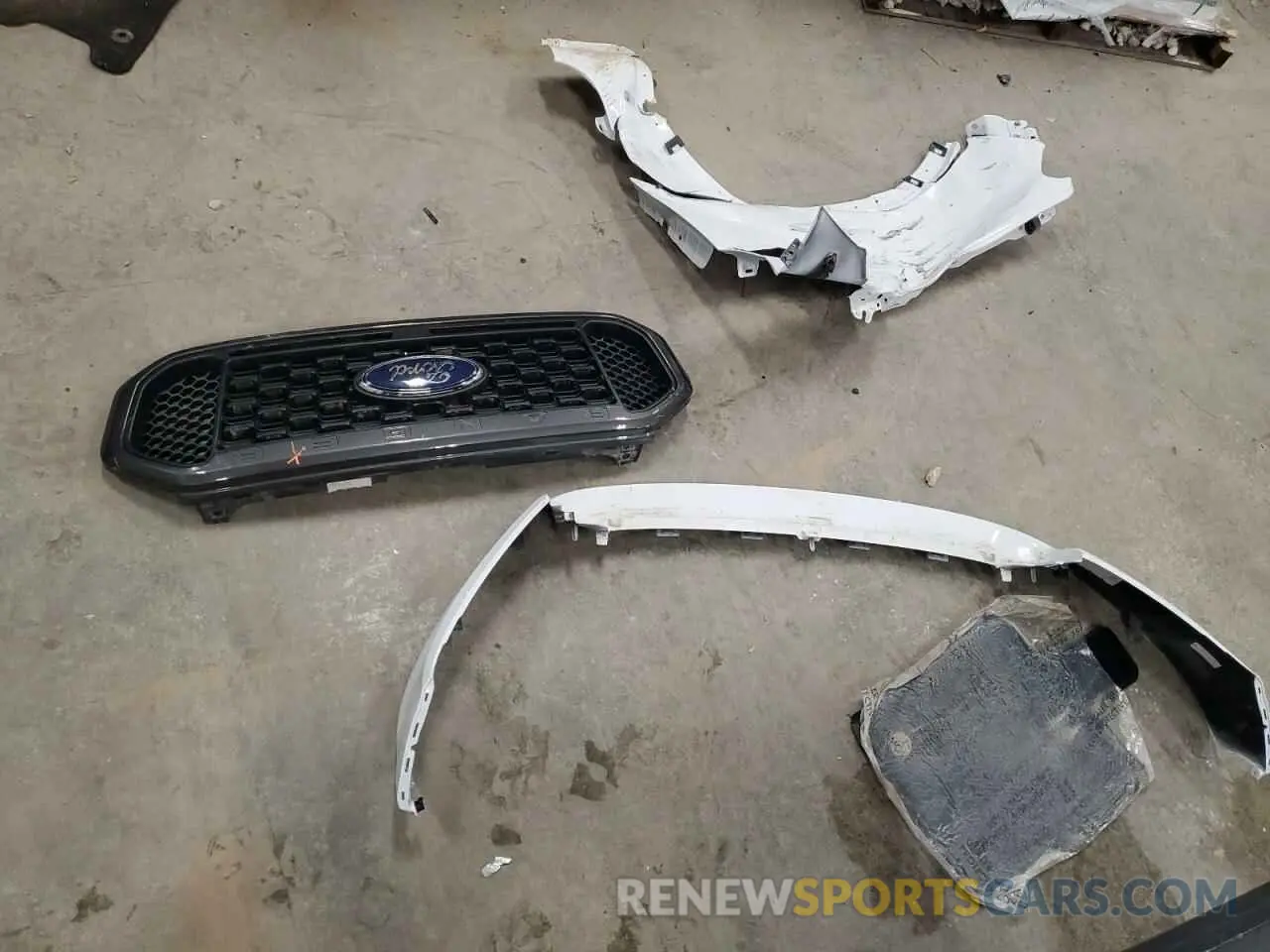 12 Photograph of a damaged car 1FTER4FH1KLA75999 FORD RANGER 2019