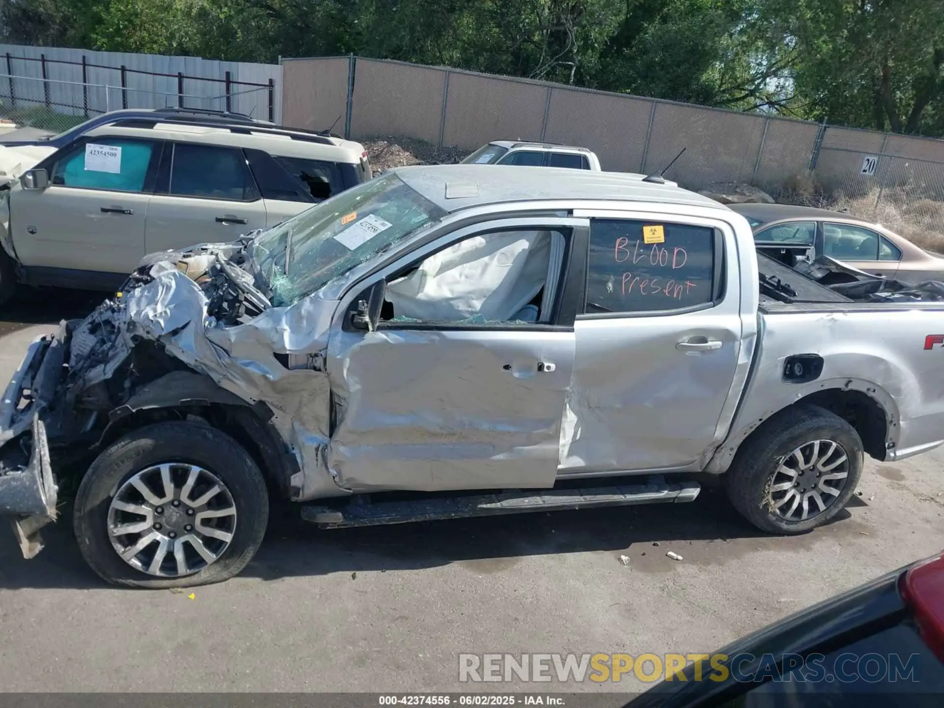 14 Photograph of a damaged car 1FTER4FH2KLA04178 FORD RANGER 2019