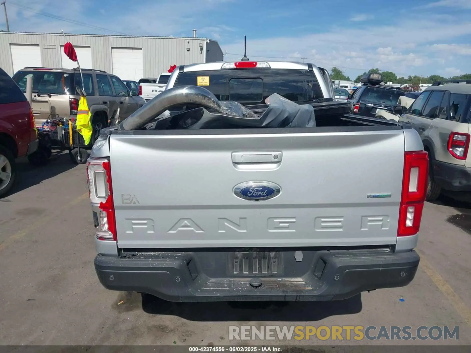 16 Photograph of a damaged car 1FTER4FH2KLA04178 FORD RANGER 2019