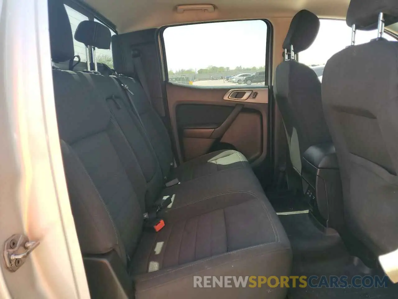 10 Photograph of a damaged car 1FTER4FH2KLA12958 FORD RANGER 2019