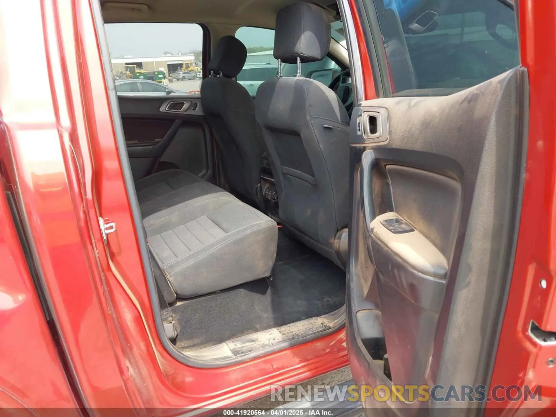 8 Photograph of a damaged car 1FTER4FH2KLA51291 FORD RANGER 2019