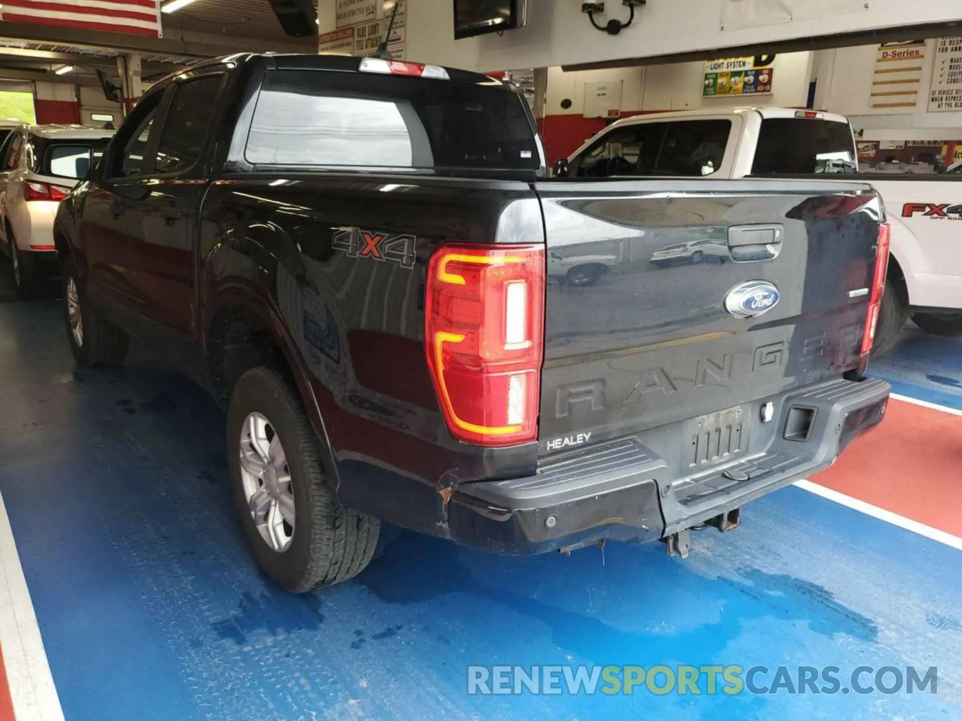 18 Photograph of a damaged car 1FTER4FH3KLA95087 FORD RANGER 2019