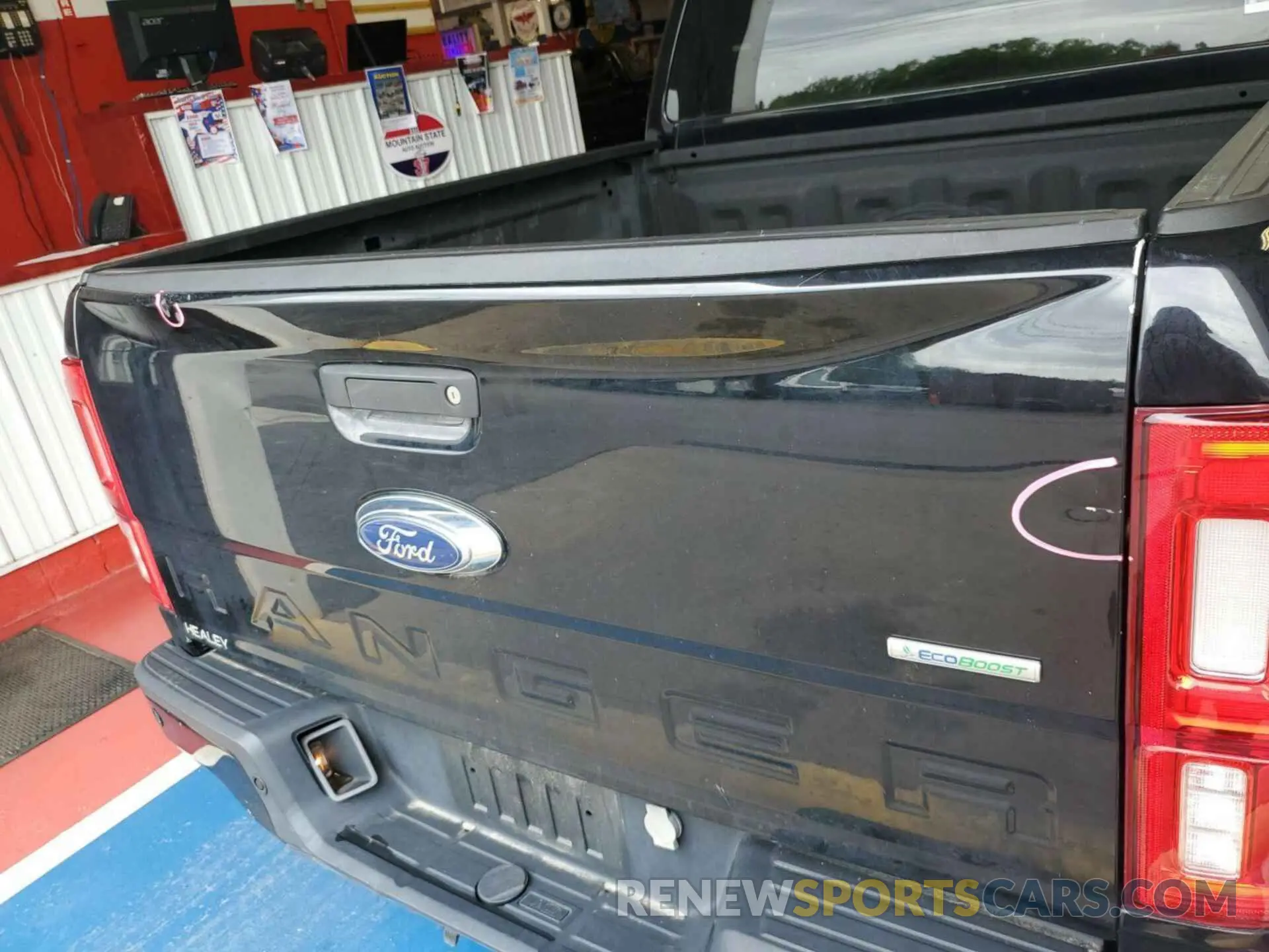 28 Photograph of a damaged car 1FTER4FH3KLA95087 FORD RANGER 2019
