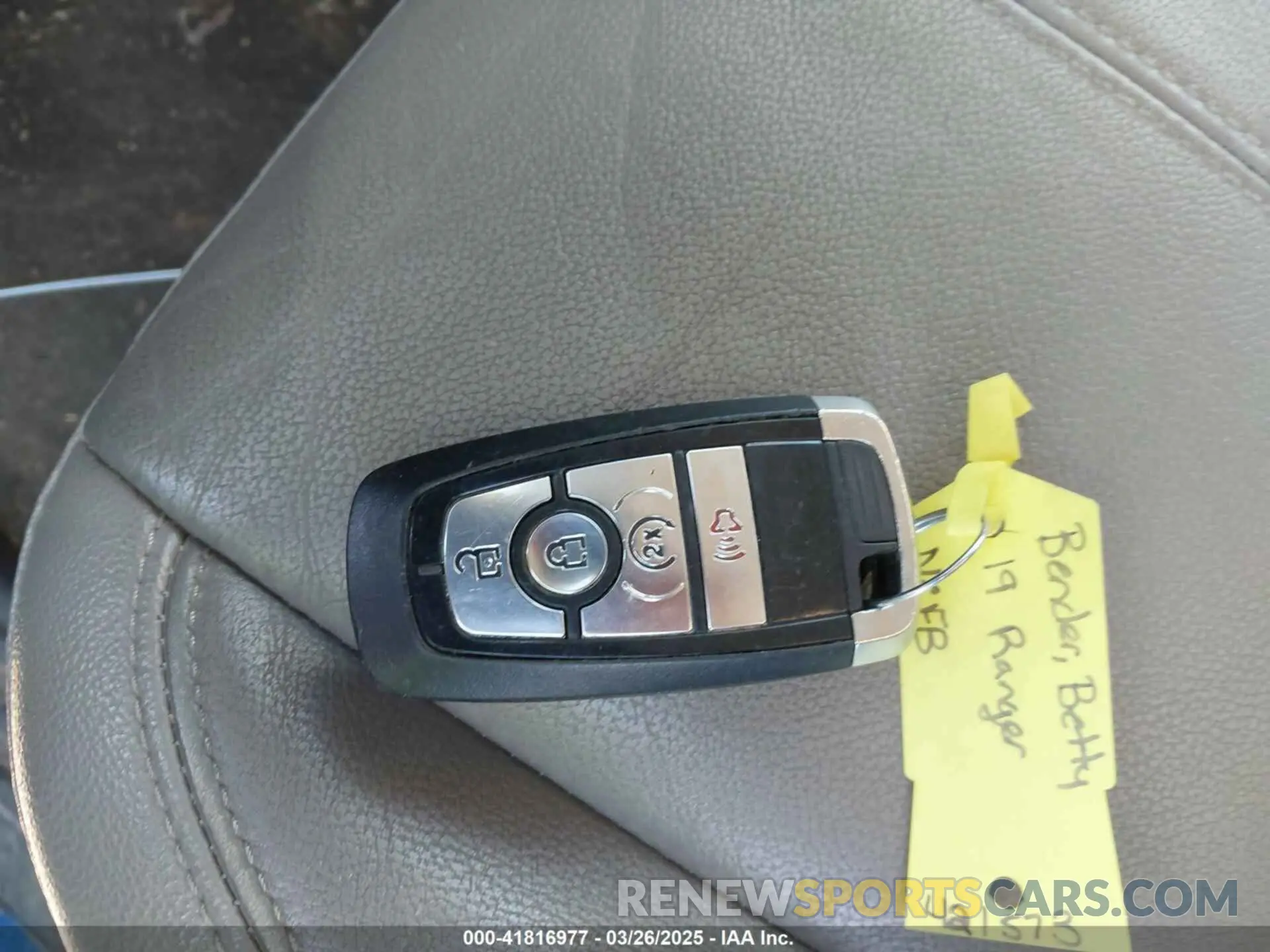 11 Photograph of a damaged car 1FTER4FH4KLA00939 FORD RANGER 2019